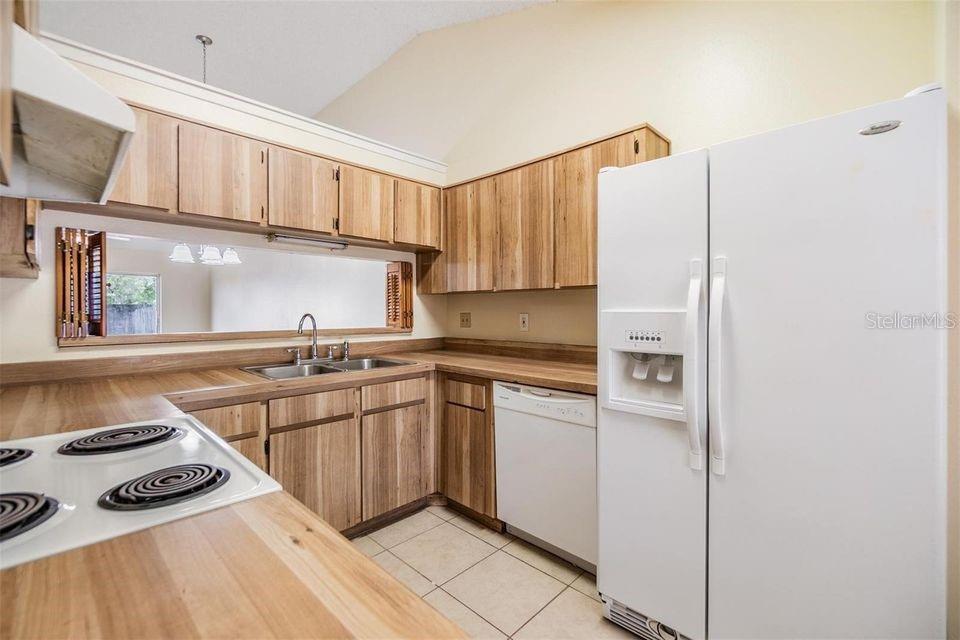 Image 6 of 26 For 3302 Laurel Dale Drive