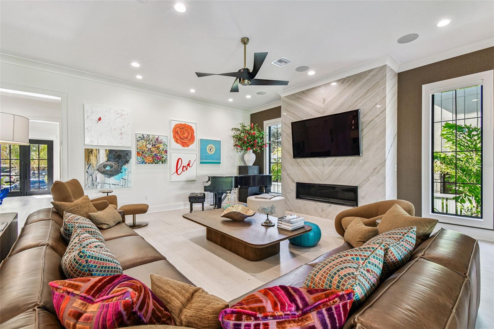 Listing photo id 14 for 2915 Harbor View Avenue