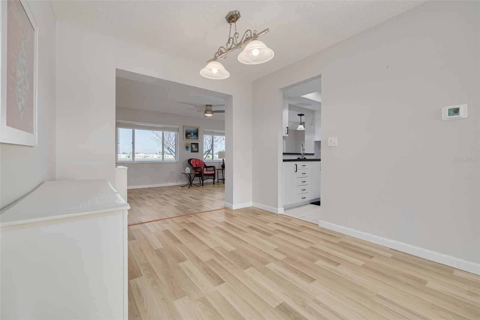 Image 8 of 34 For 9705 Mainlands Boulevard W