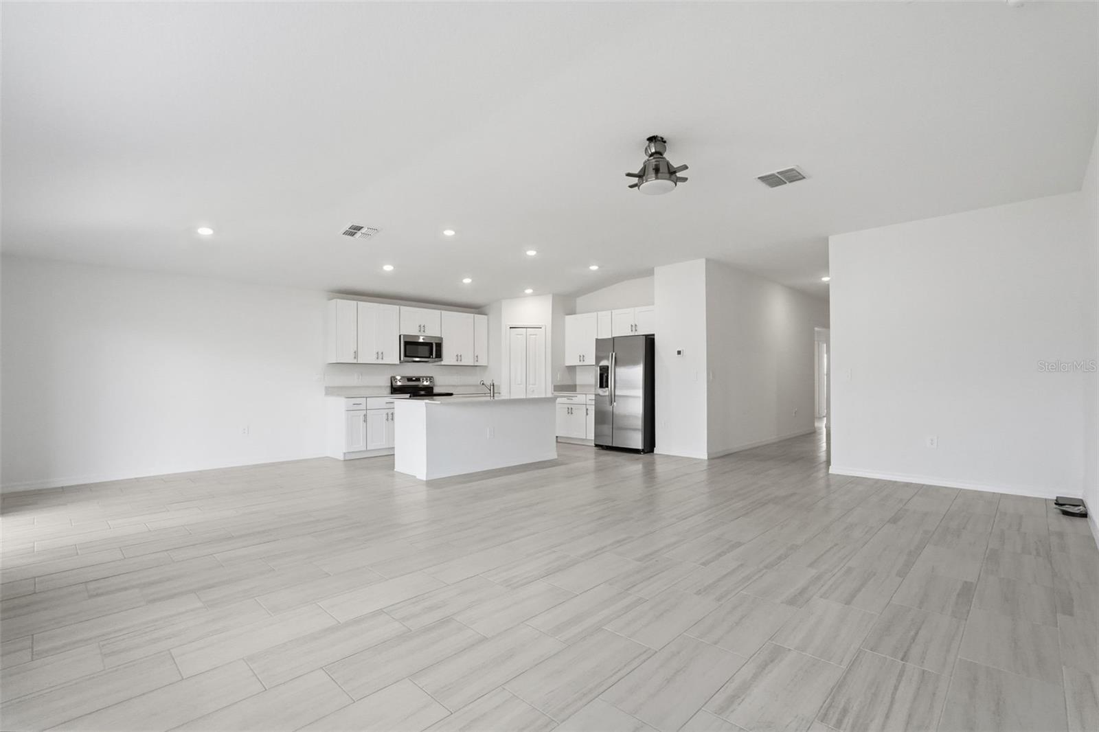 Image 10 of 32 For 8808 Bay Leaf Drive