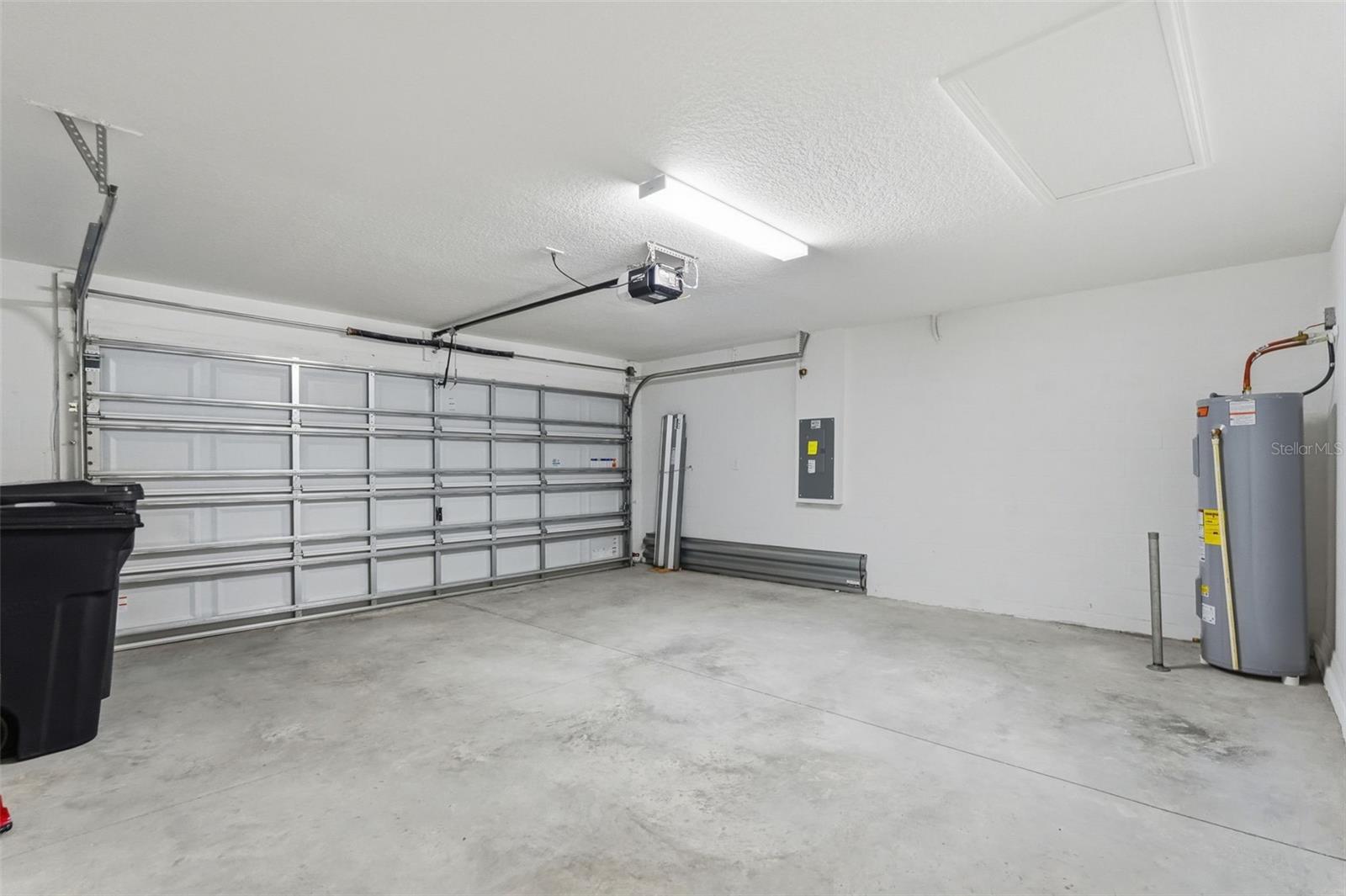 Image 26 of 32 For 8808 Bay Leaf Drive