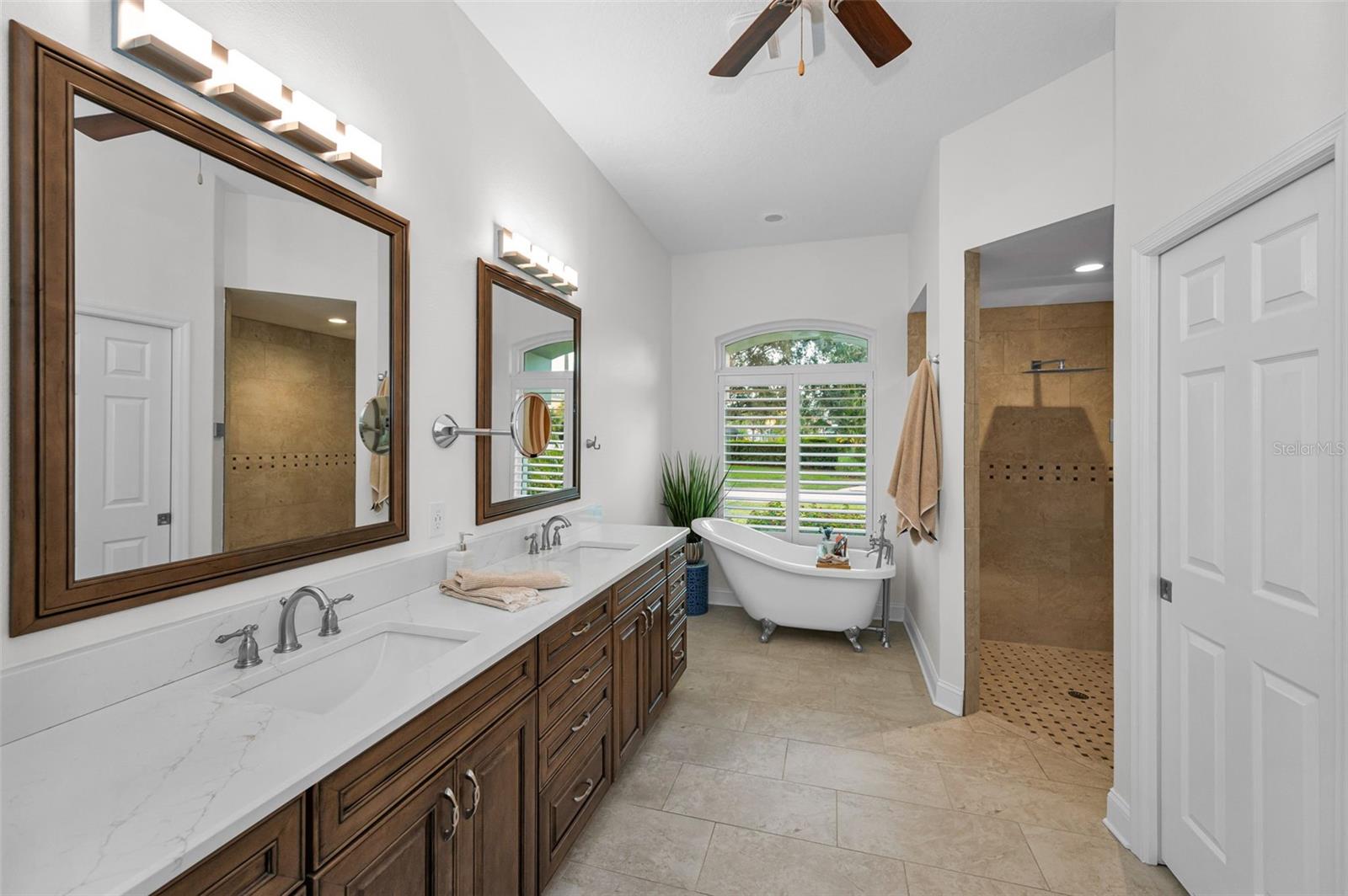 Image 37 of 100 For 4626 Ayron Terrace