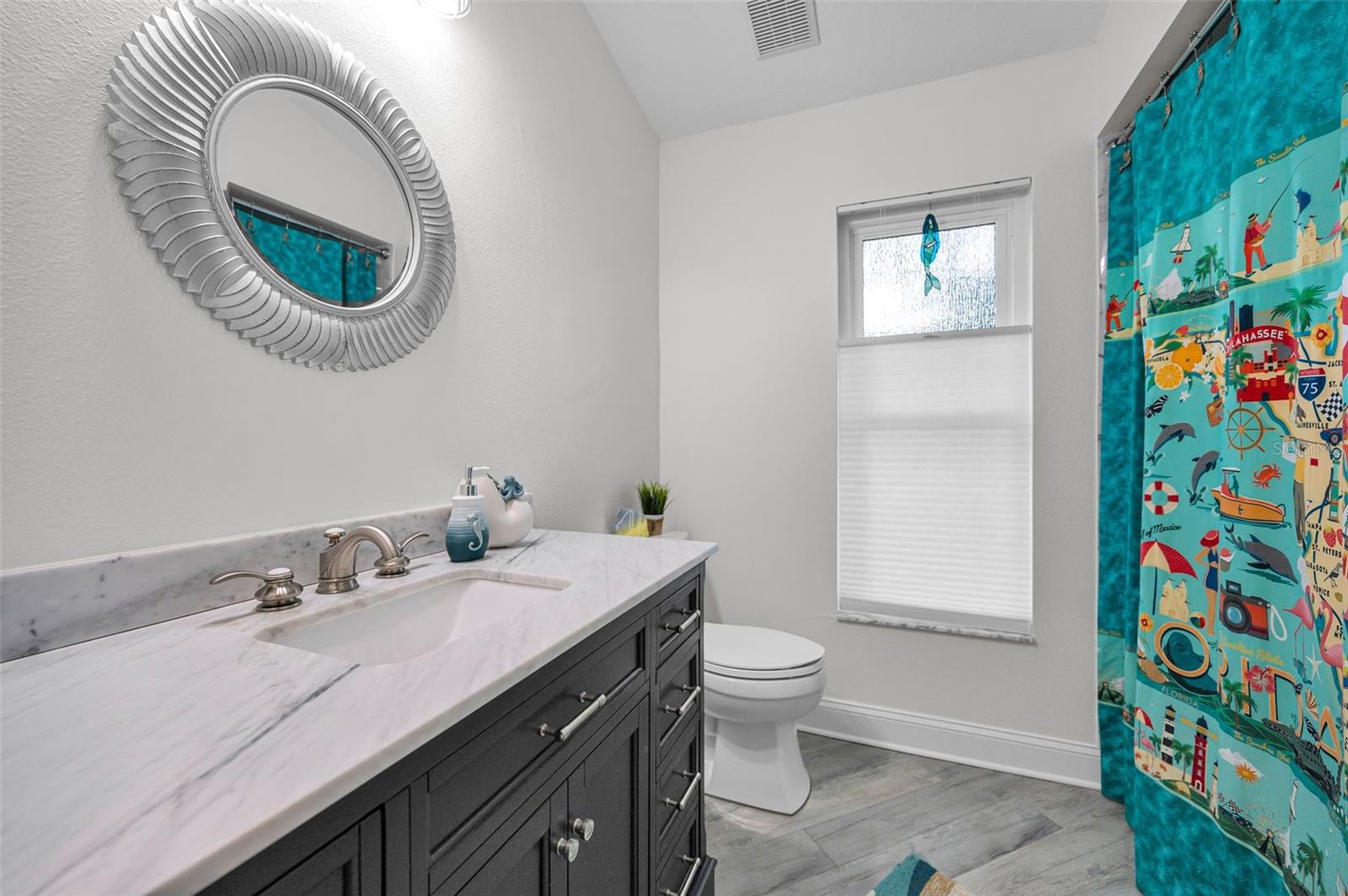 Image 44 of 100 For 4626 Ayron Terrace