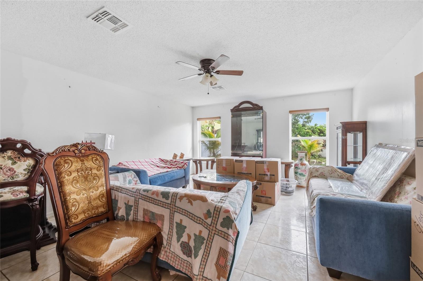 Image 11 of 37 For 1172 Epson Oaks Way