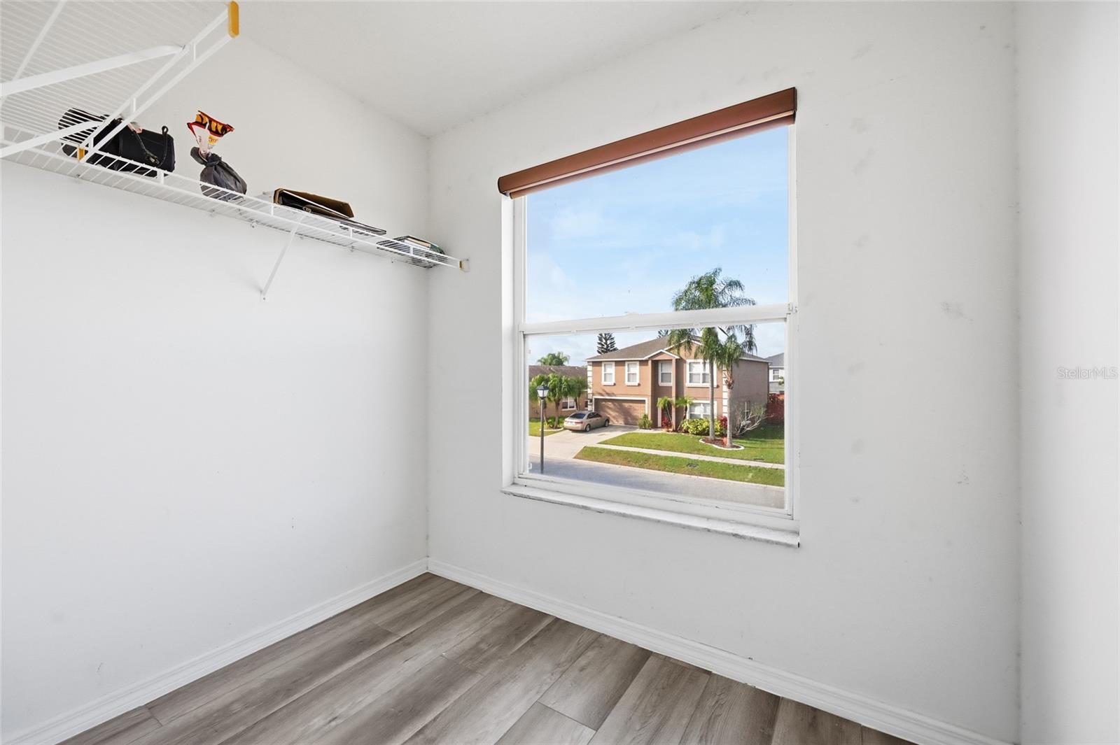 Image 35 of 37 For 1172 Epson Oaks Way