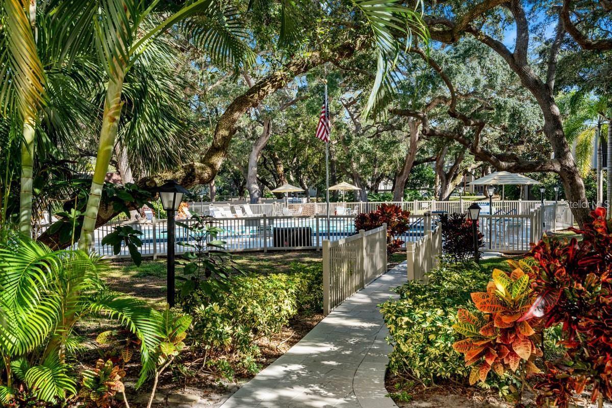 Image 27 of 50 For 871 New York Avenue 307