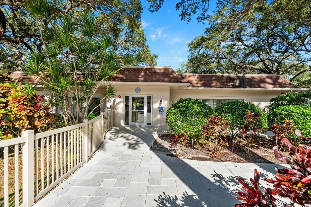 Image 30 of 50 For 871 New York Avenue 307