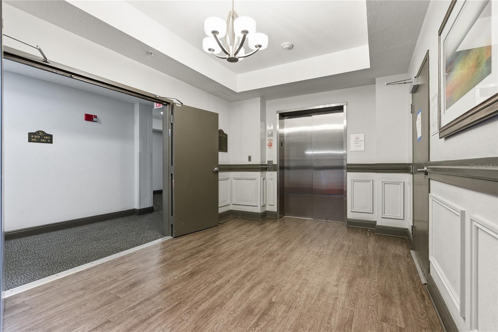 Image 33 of 39 For 700 Harbour Island Boulevard 240