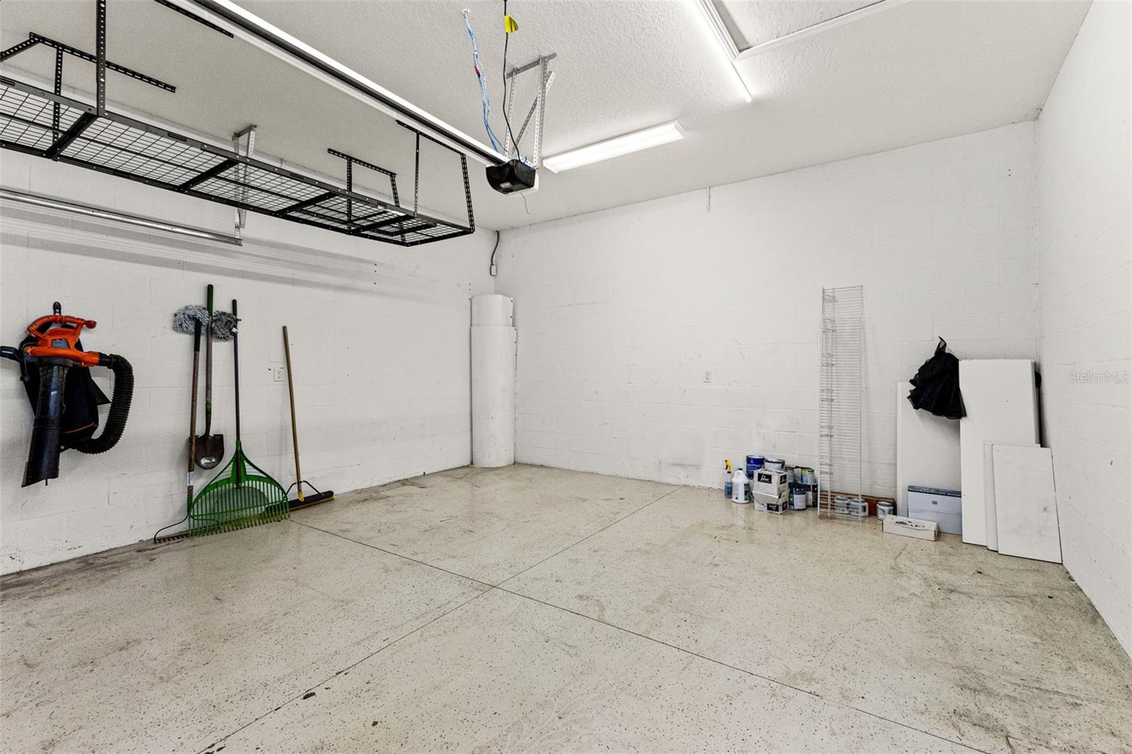 Image 46 of 51 For 402 Hanna Avenue