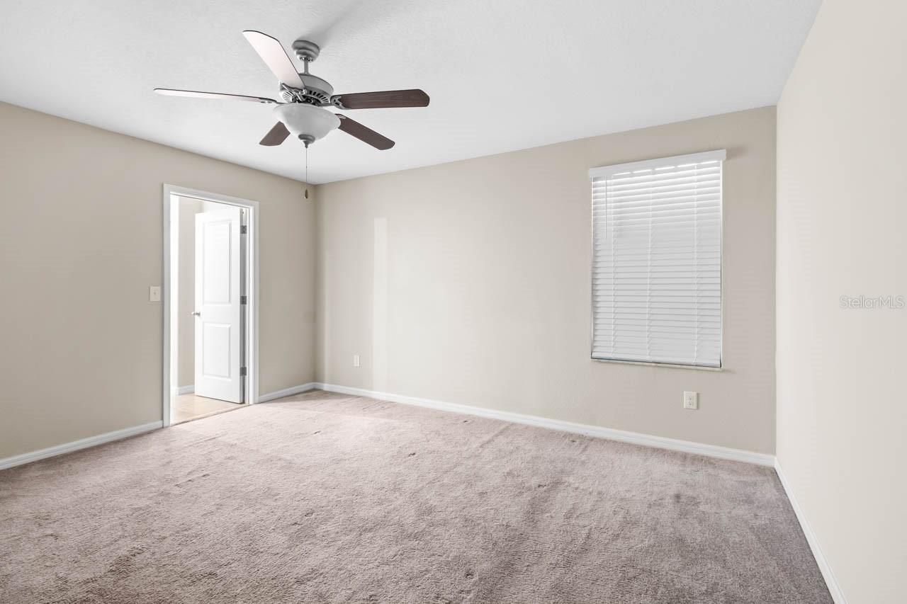 Image 19 of 33 For 17201 Beach Buttercup Place