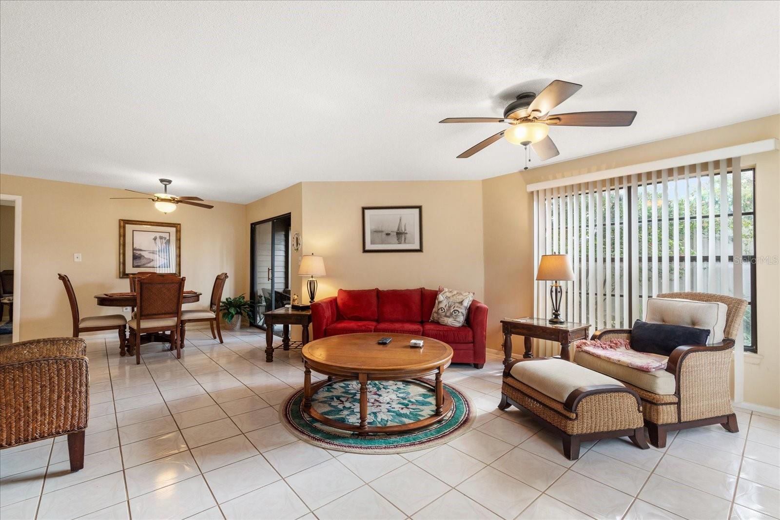 Image 7 of 42 For 1105 Lennox Road W 1105