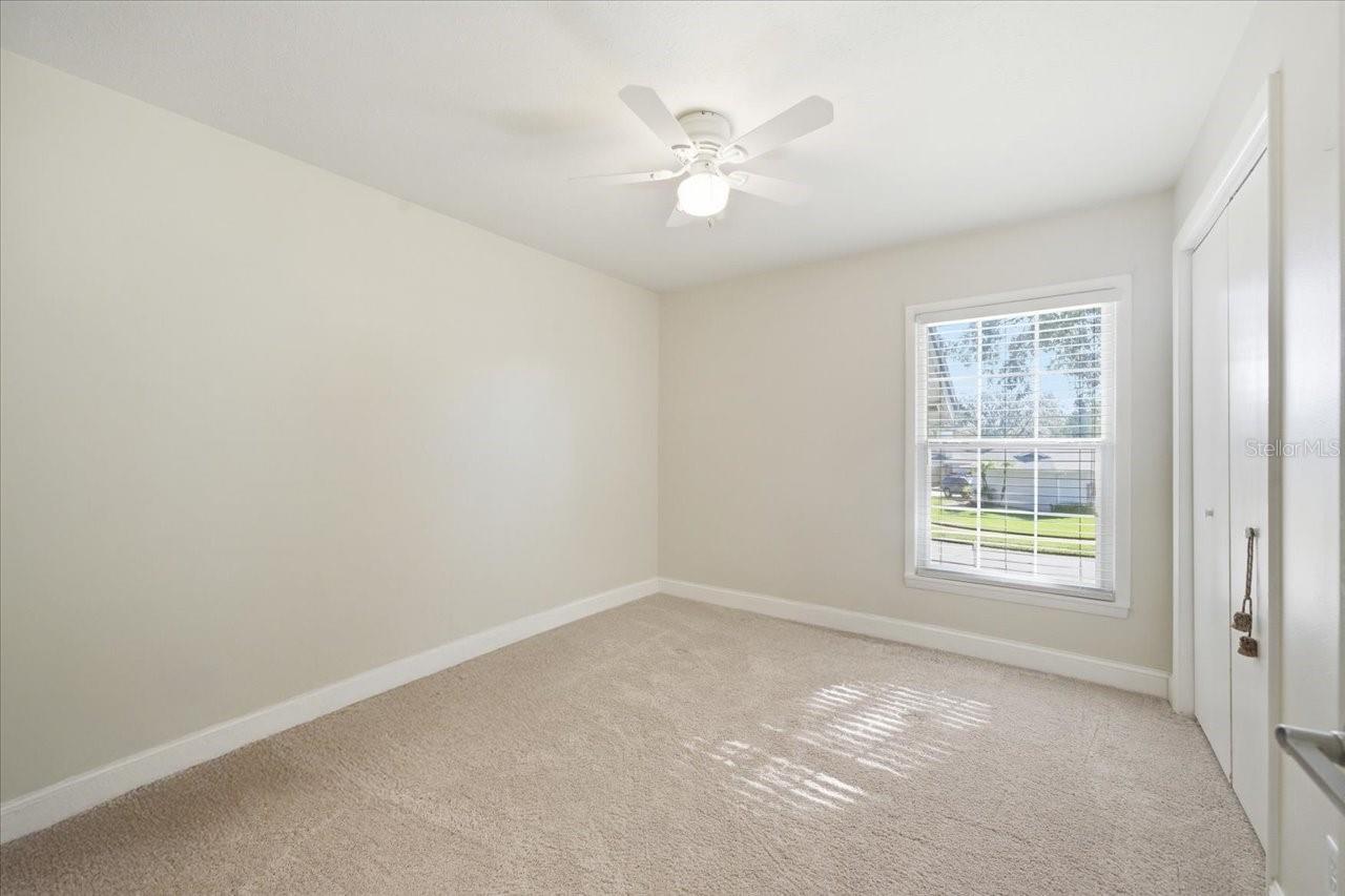 Image 33 of 56 For 4639 Glenside Circle