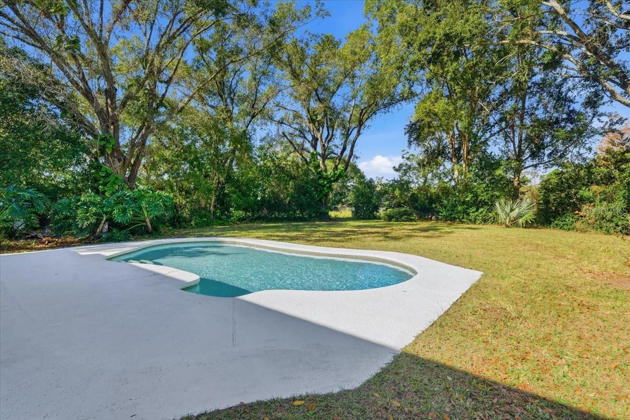 Image 41 of 56 For 4639 Glenside Circle