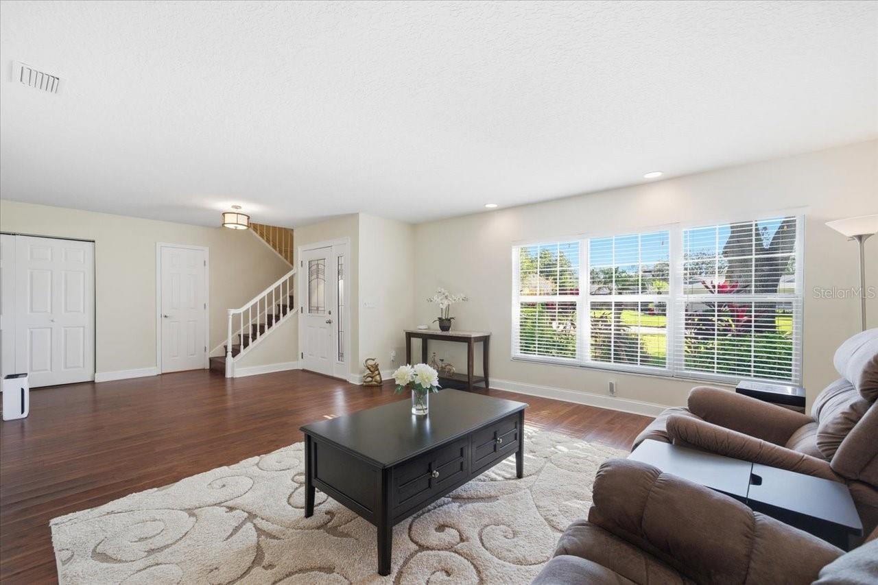 Image 8 of 56 For 4639 Glenside Circle