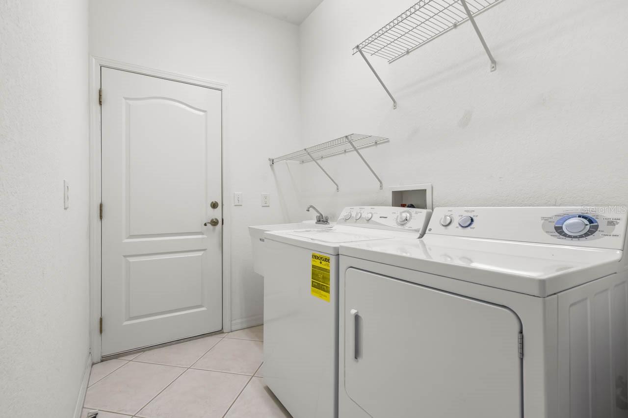 Image 28 of 56 For 1226 Lyndhurst Greens Drive 11