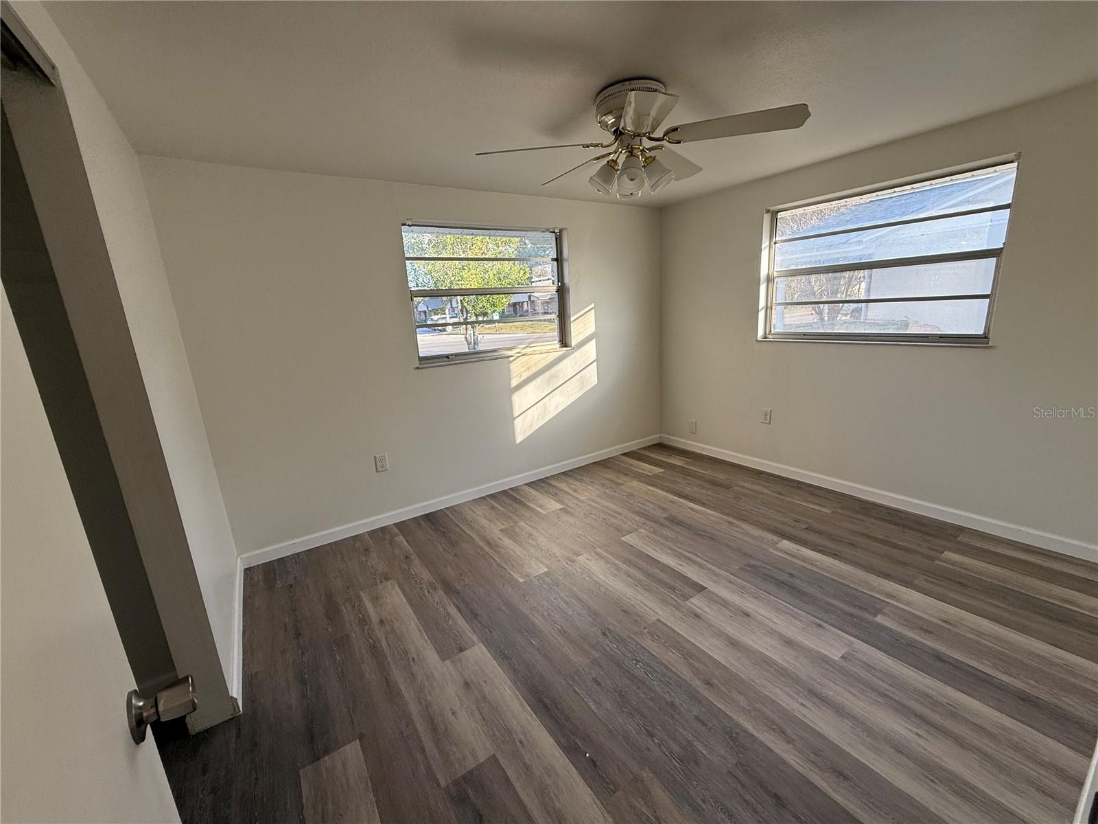 Image 15 of 31 For 6039 20th Street