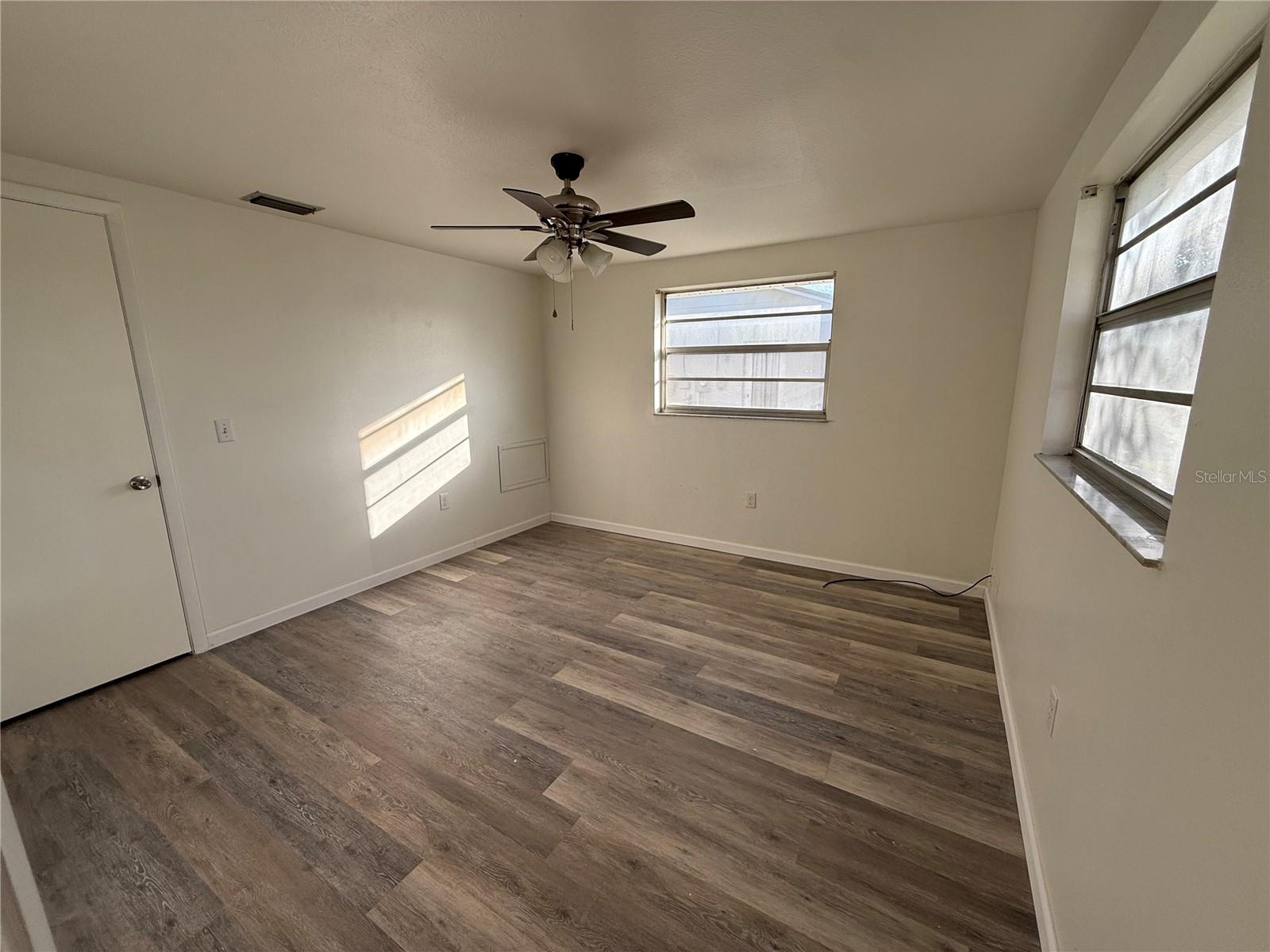 Image 22 of 31 For 6039 20th Street