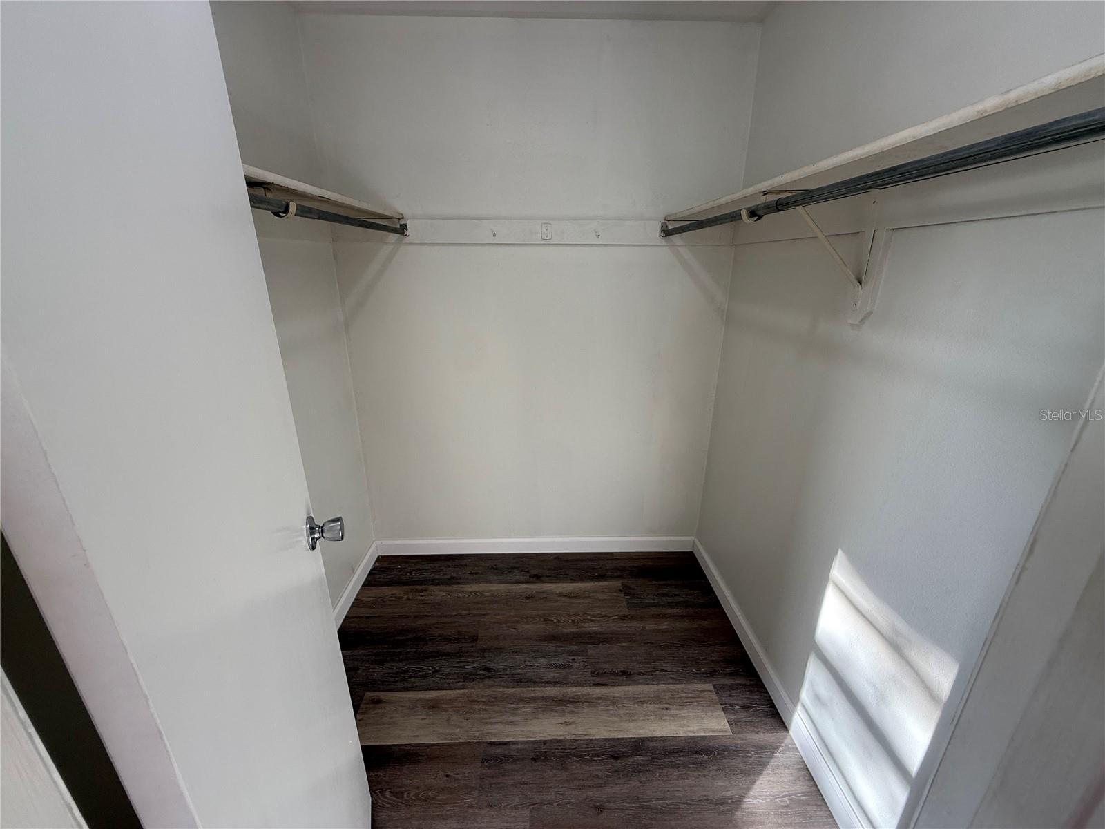 Image 23 of 31 For 6039 20th Street