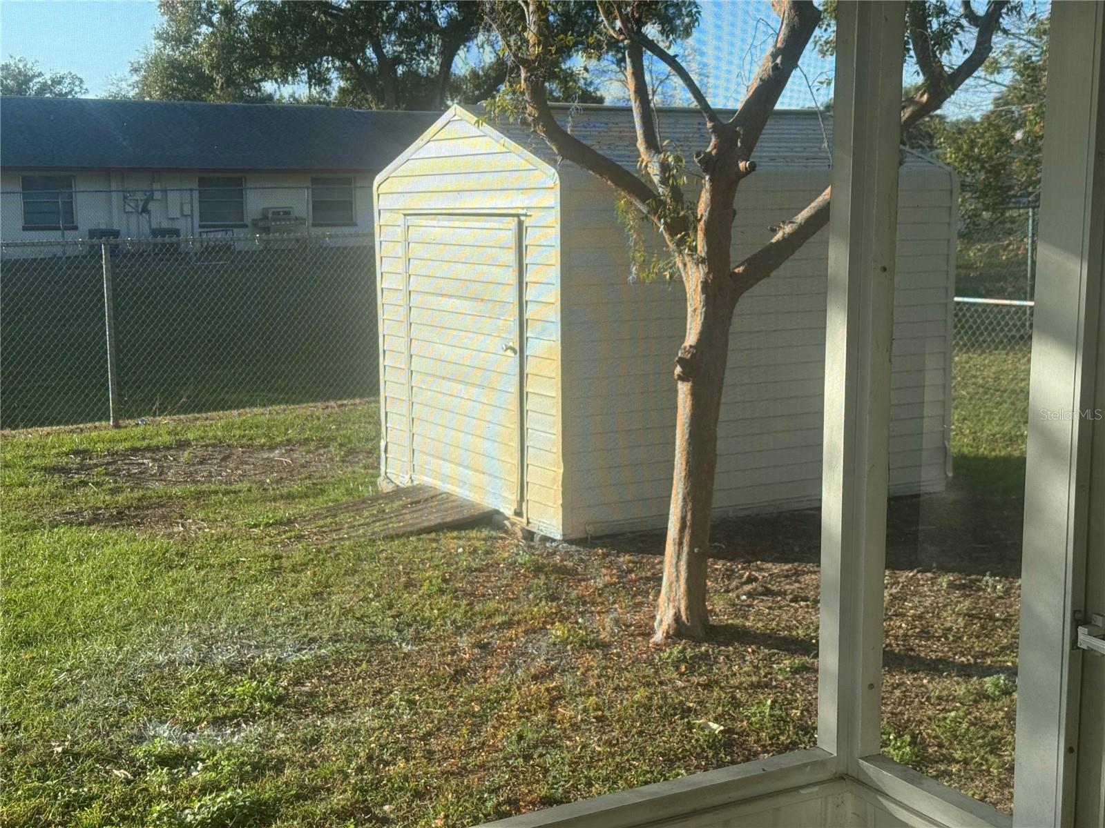 Image 28 of 31 For 6039 20th Street