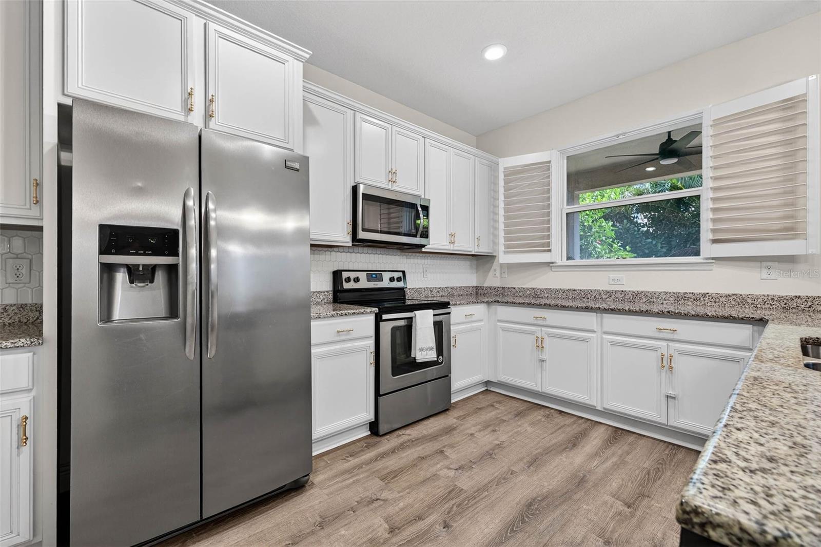 Image 14 of 41 For 5833 Pummelo Lane