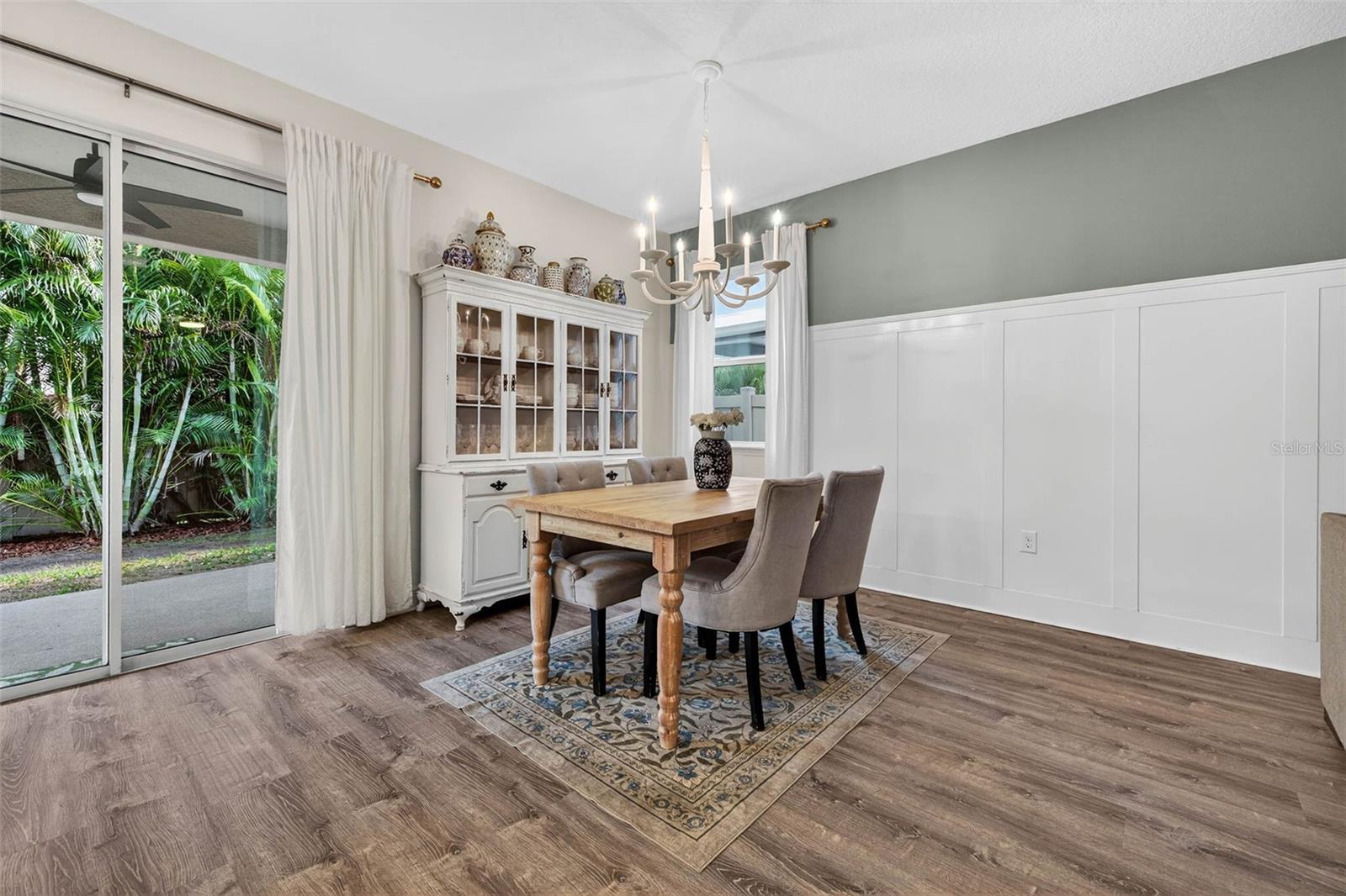 Image 19 of 41 For 5833 Pummelo Lane