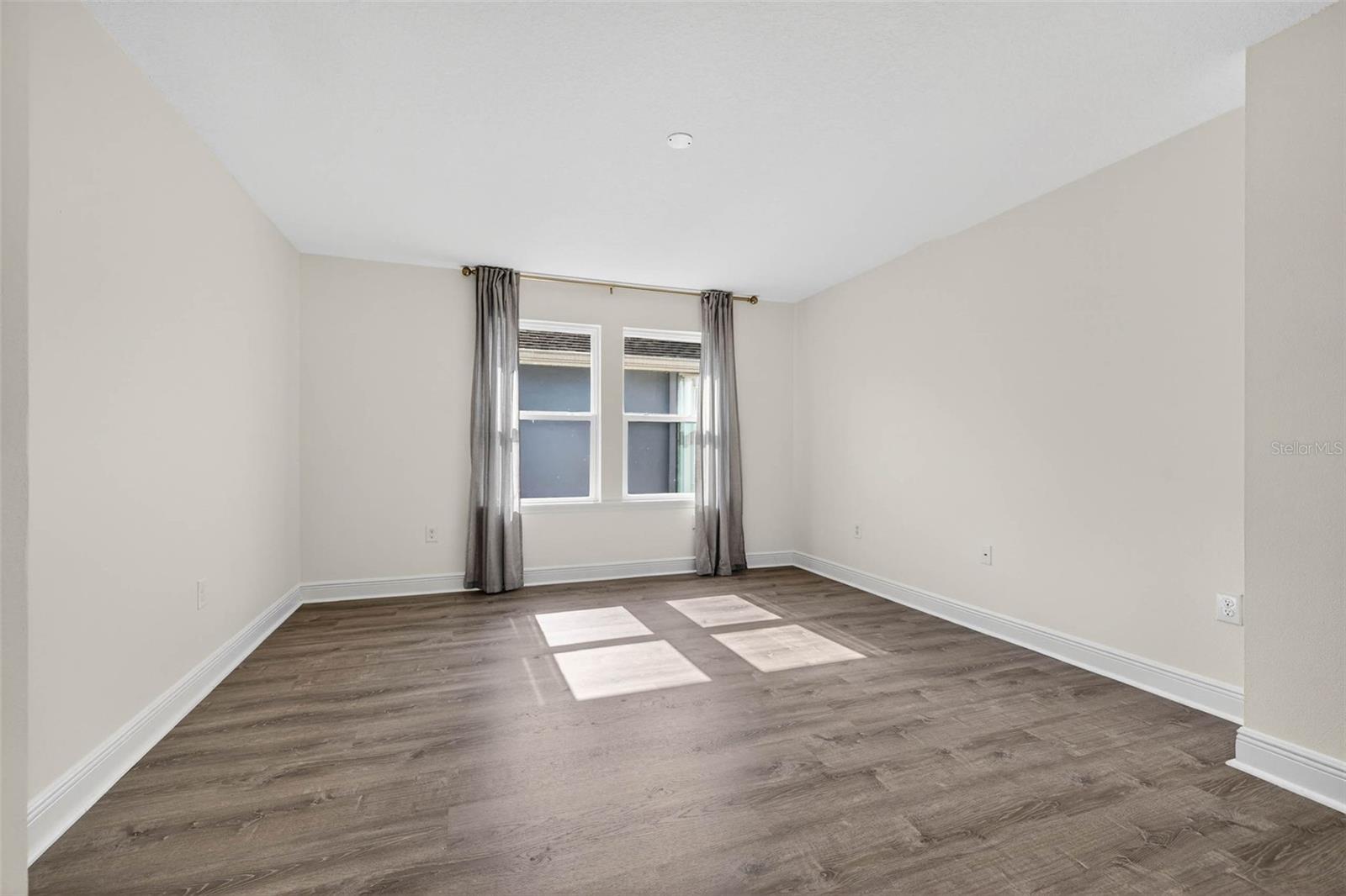 Image 23 of 41 For 5833 Pummelo Lane