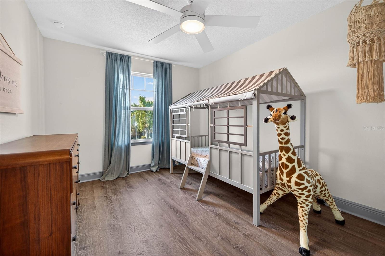 Image 30 of 41 For 5833 Pummelo Lane