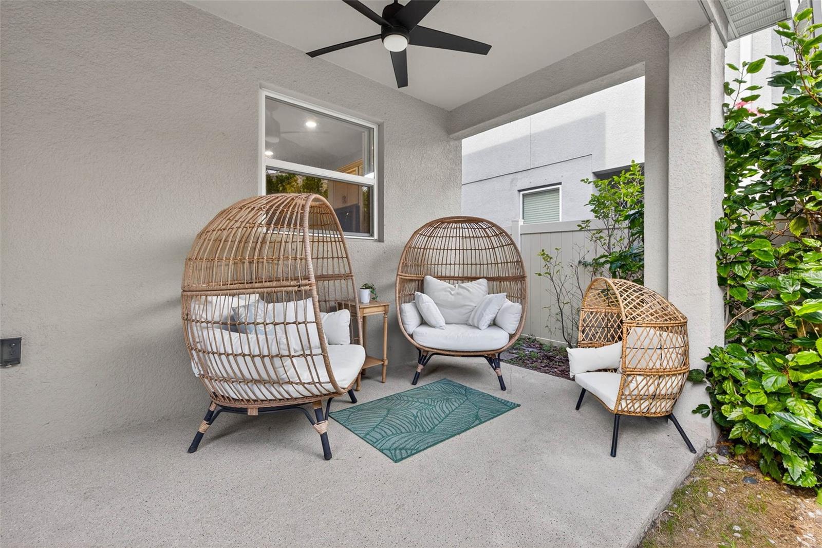 Image 34 of 41 For 5833 Pummelo Lane