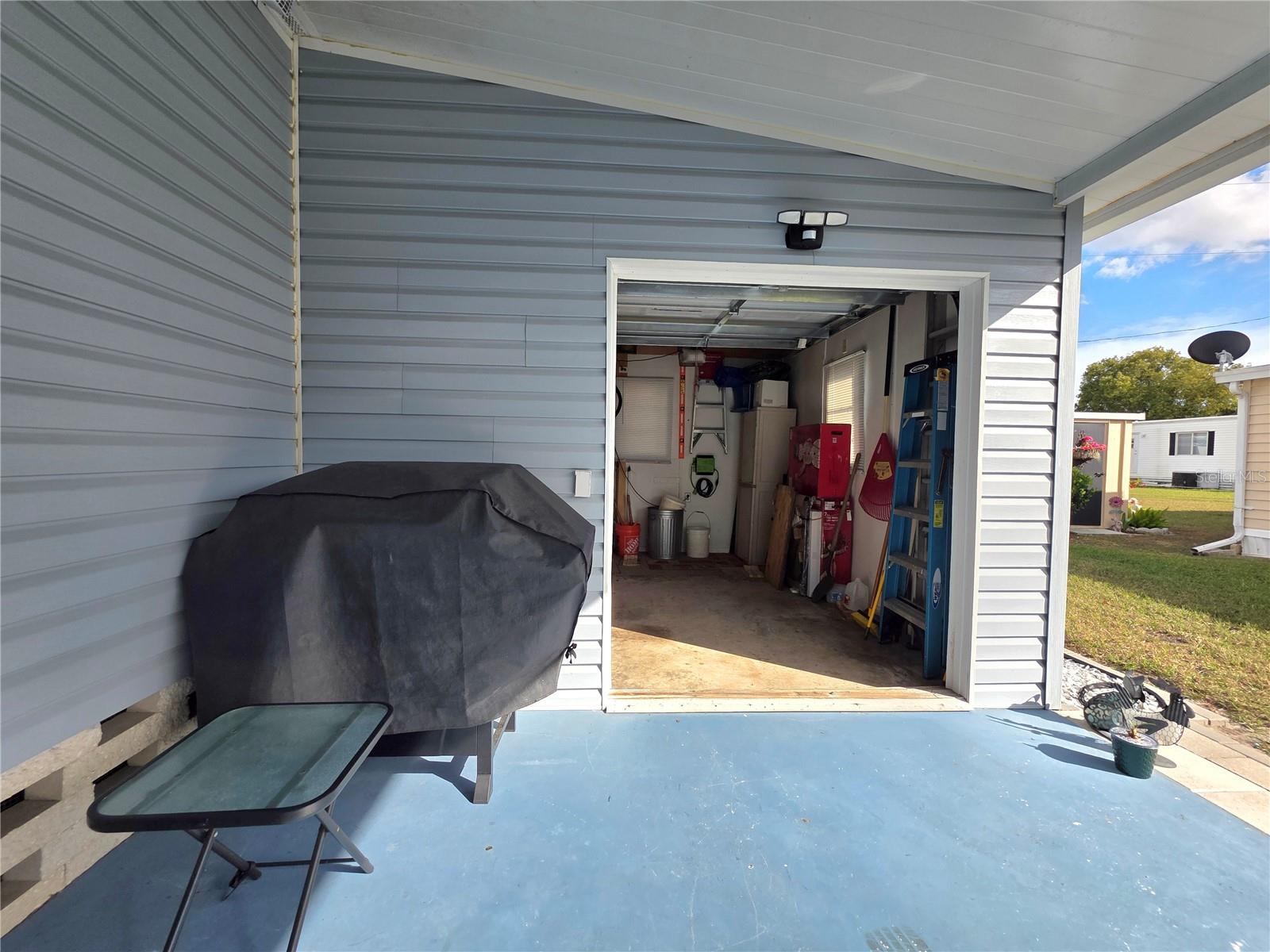 Image 11 of 73 For 5350 Amanda Street