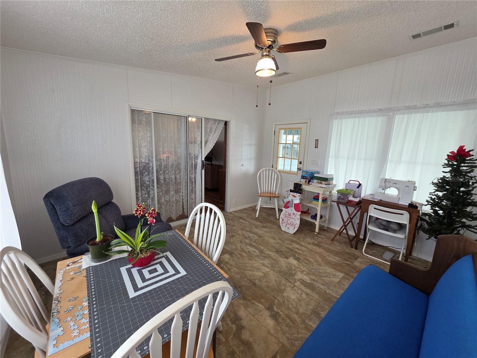 Image 27 of 73 For 5350 Amanda Street