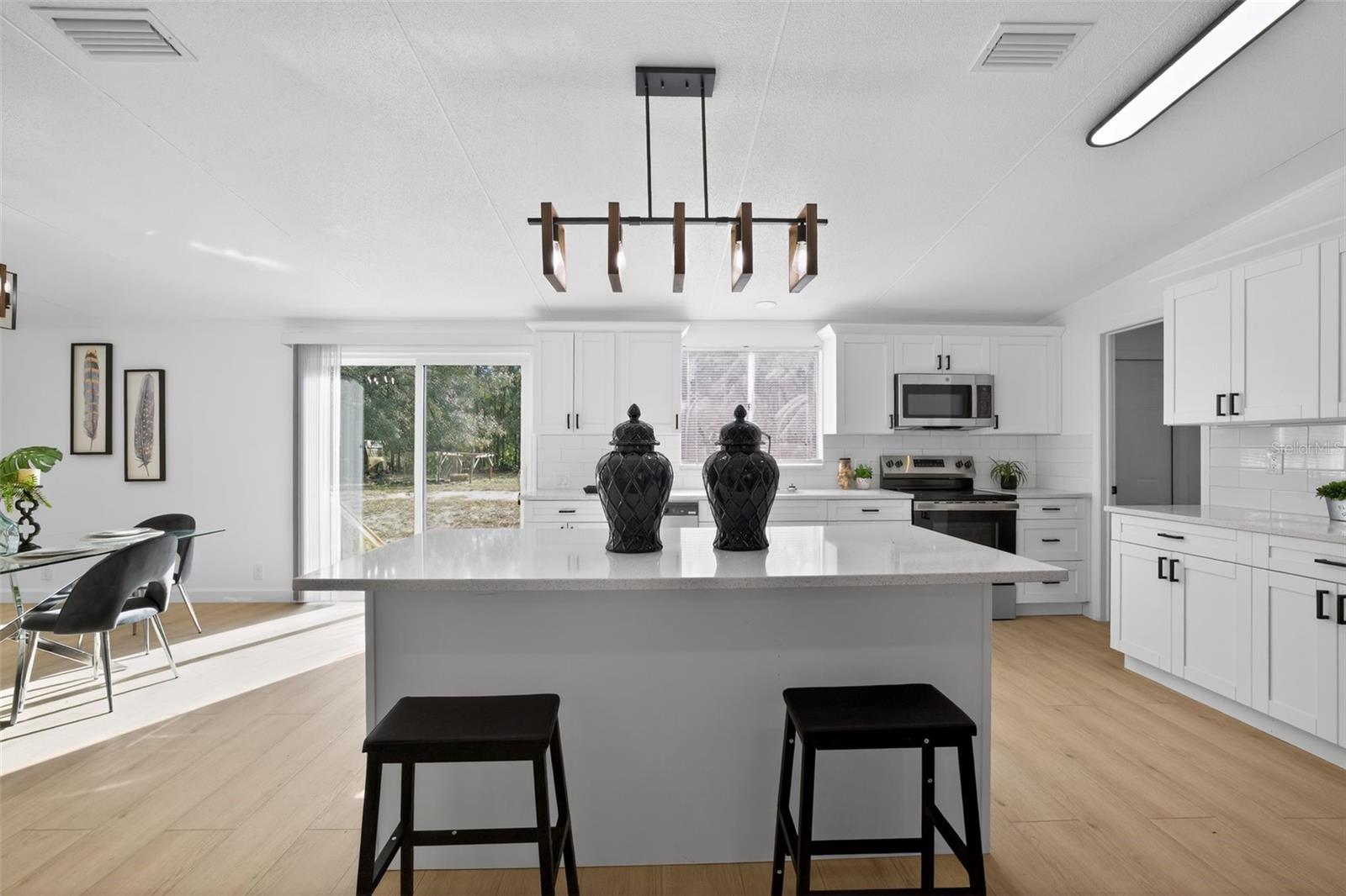 Image 21 of 37 For 5136 Rock Dove Loop