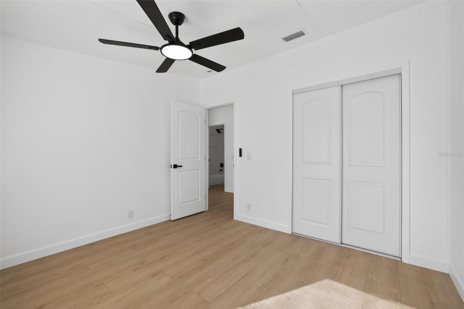 Image 31 of 37 For 5136 Rock Dove Loop