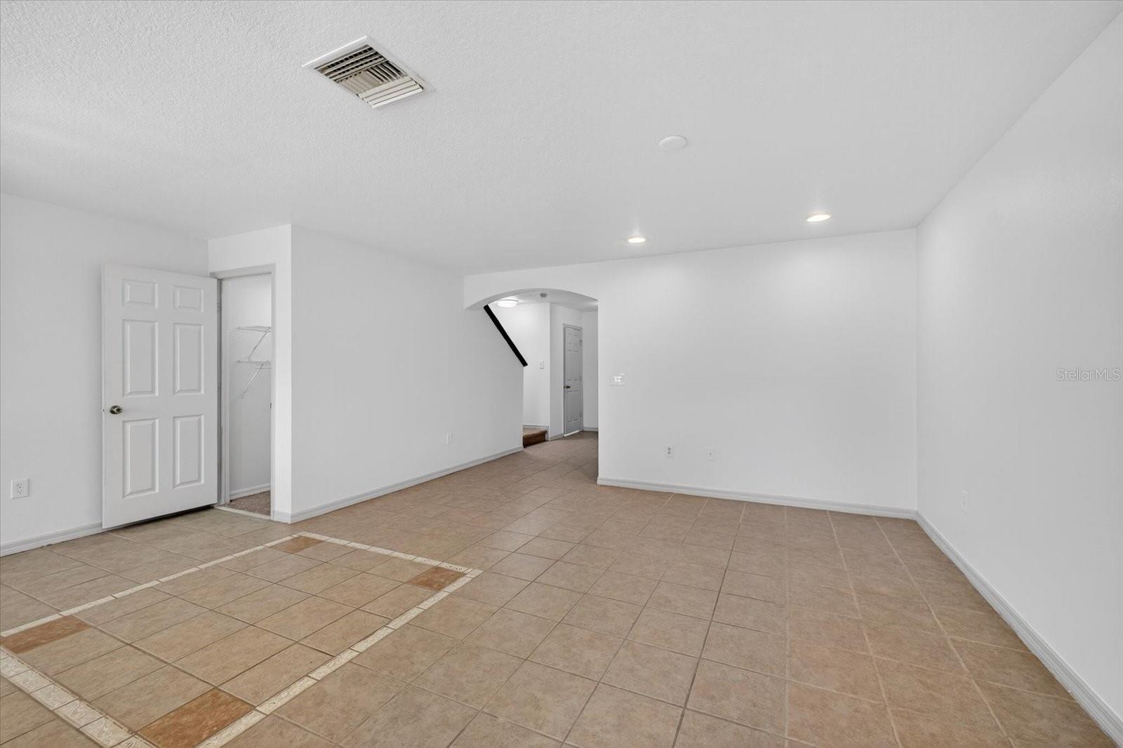 Image 21 of 45 For 1513 Water Terrace Lane