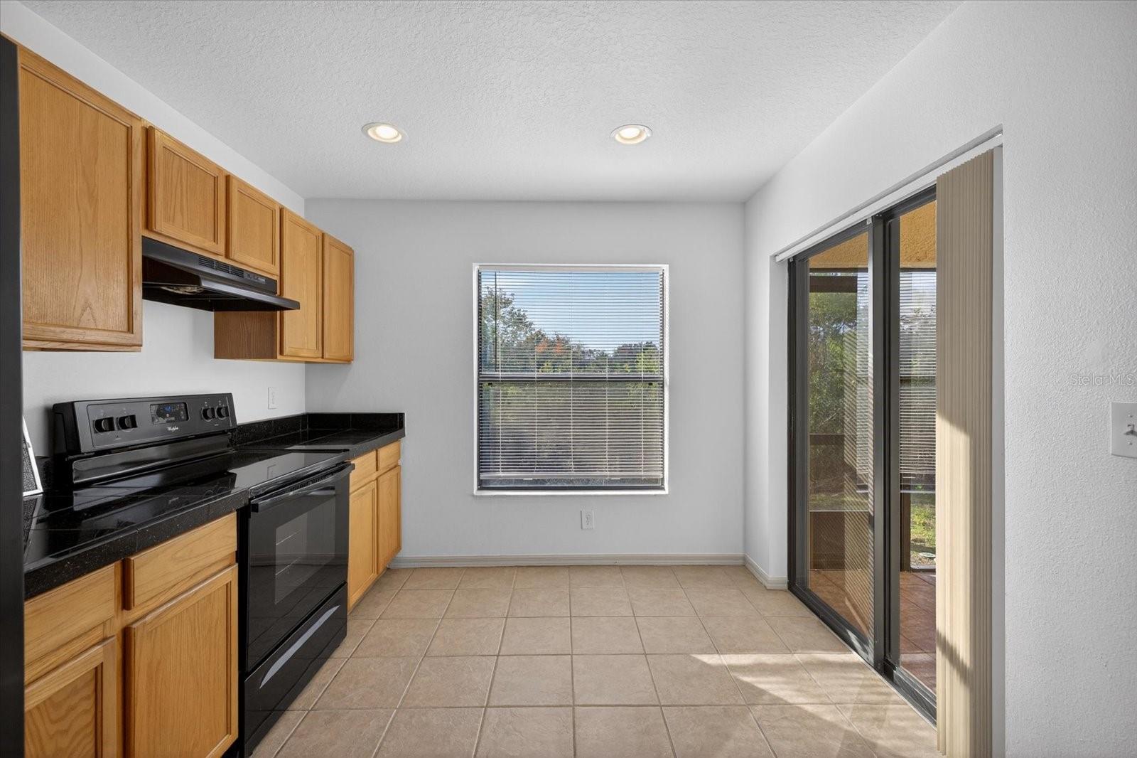 Image 4 of 45 For 1513 Water Terrace Lane