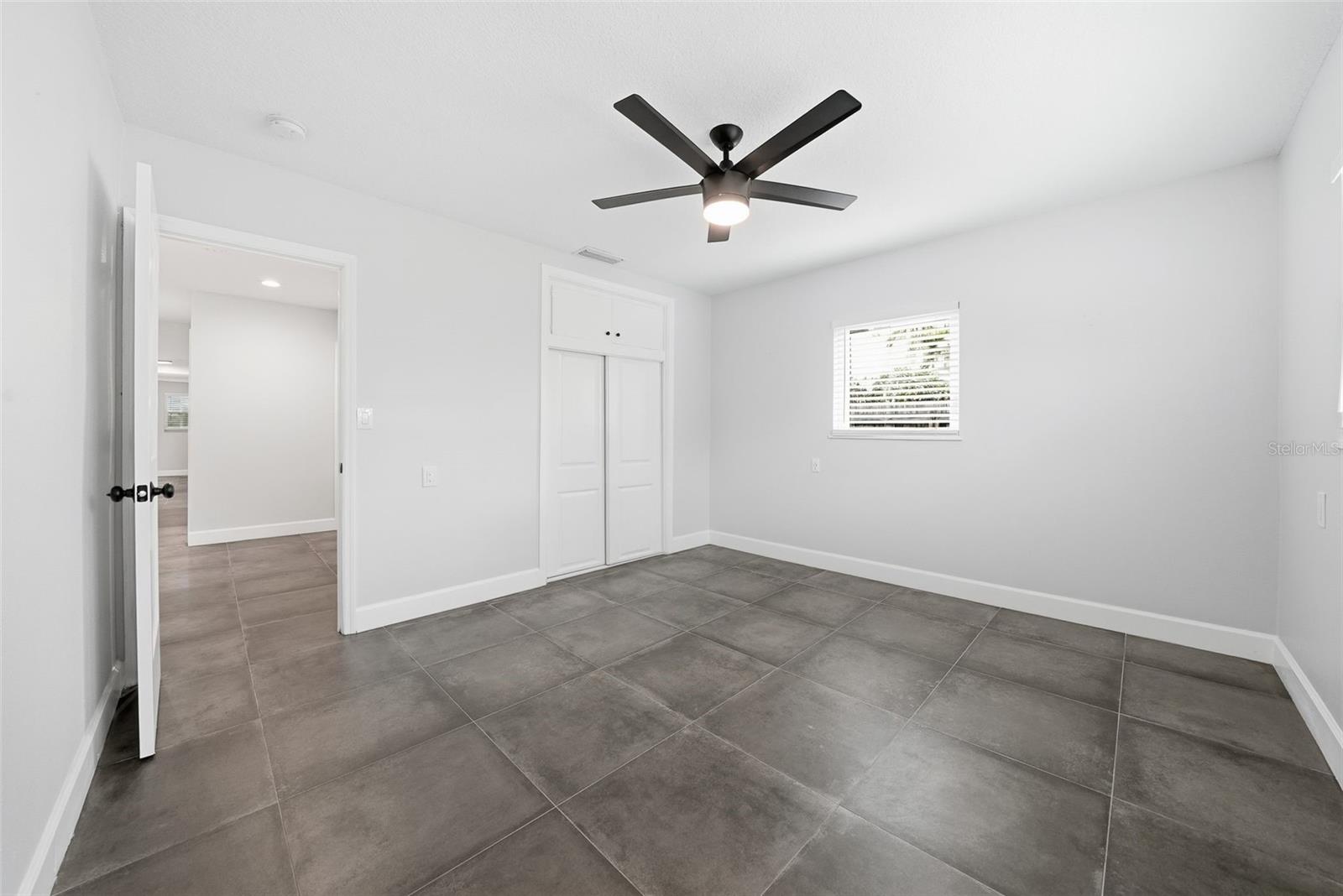 Image 31 of 53 For 7033 Hibiscus Avenue S