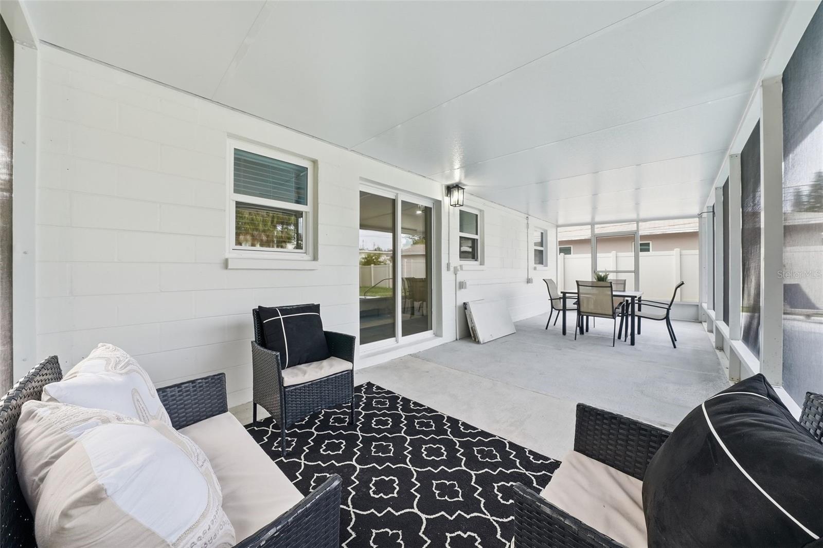 Image 38 of 53 For 7033 Hibiscus Avenue S