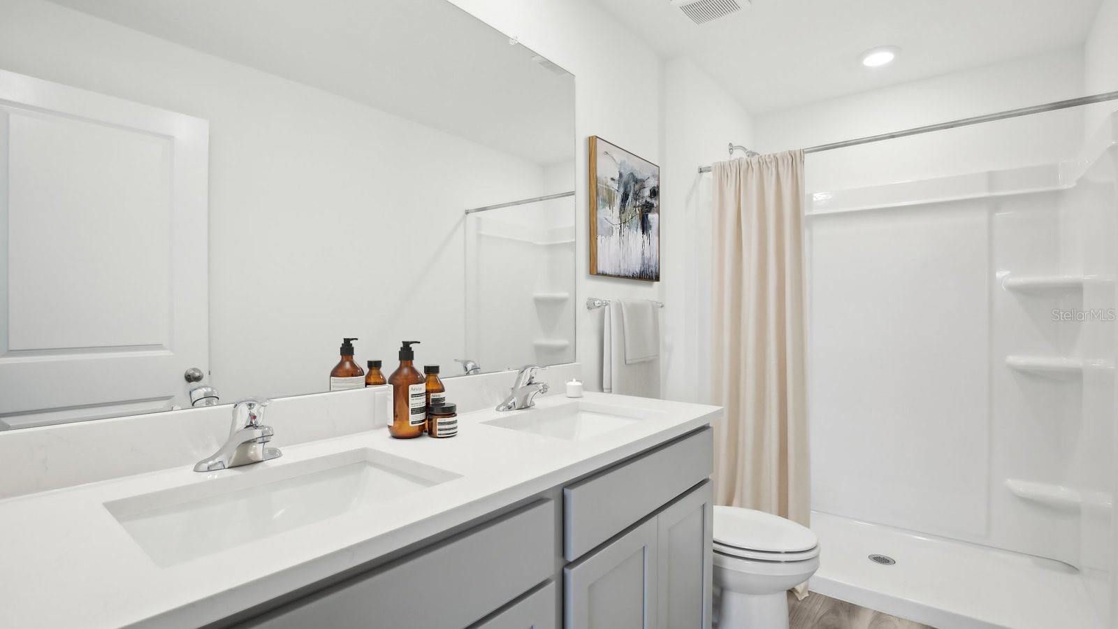 Listing photo id 11 for 3013 Pink Gerbera Square