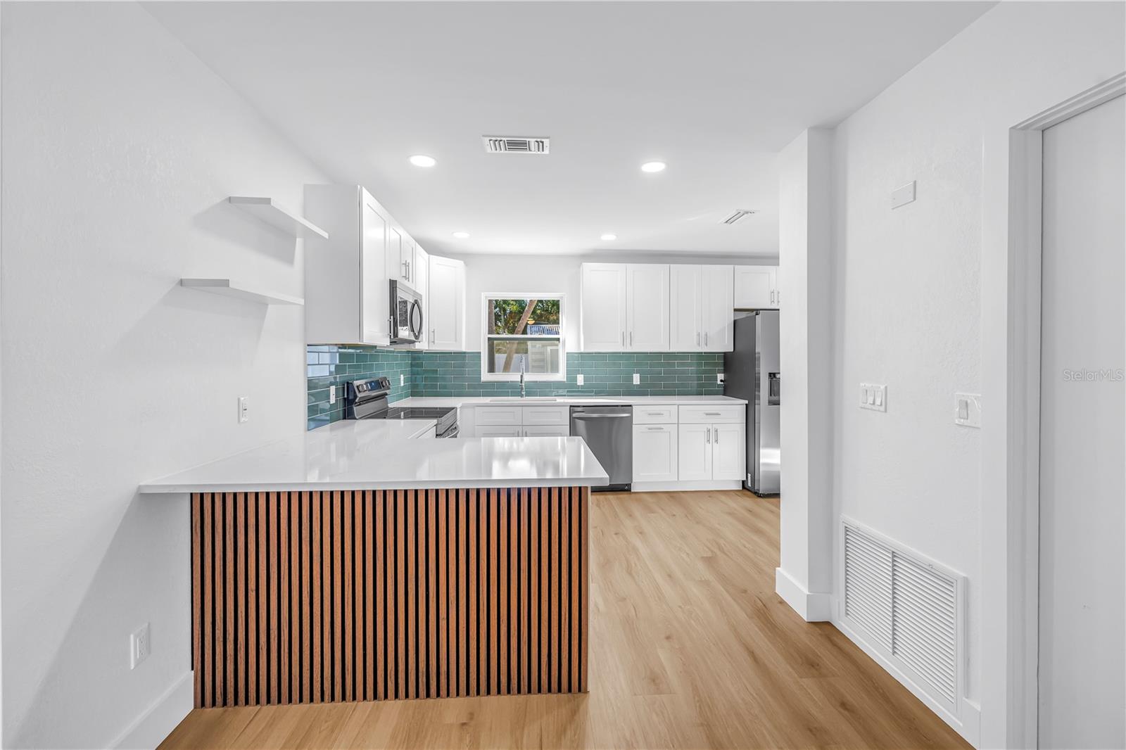 Image 6 of 29 For 2507 50th Street S