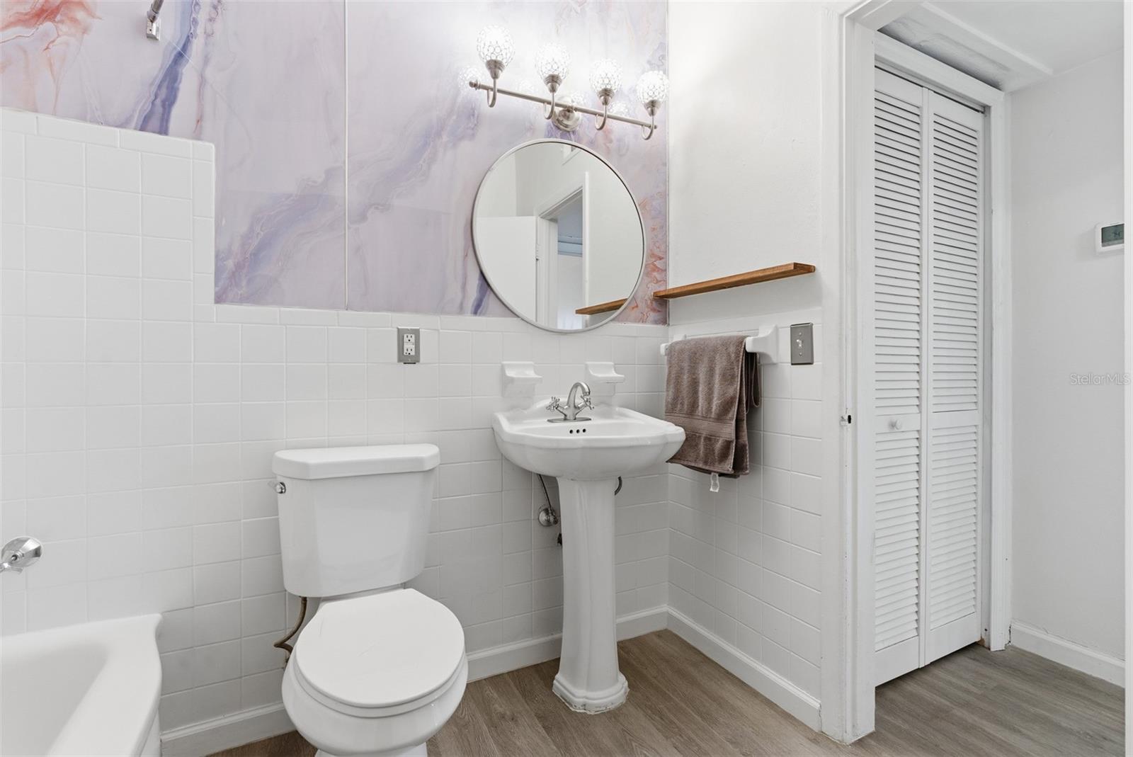 Image 25 of 38 For 5481 47th Avenue N