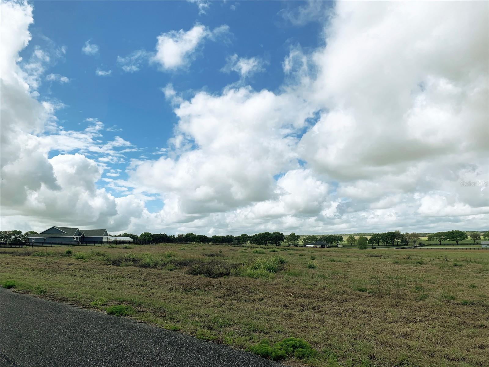 Image 4 of 28 For 21635 10th Street