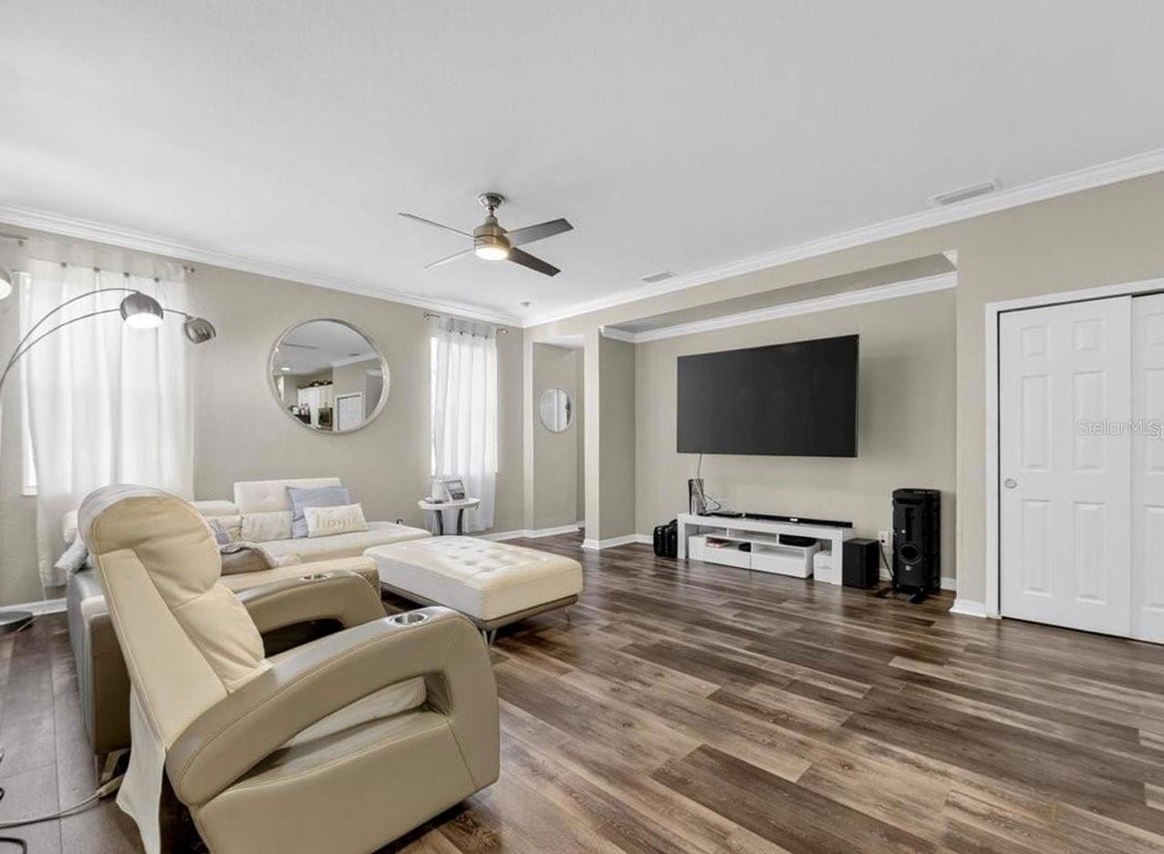 Image 15 of 41 For 11414 Bridge Pine Drive