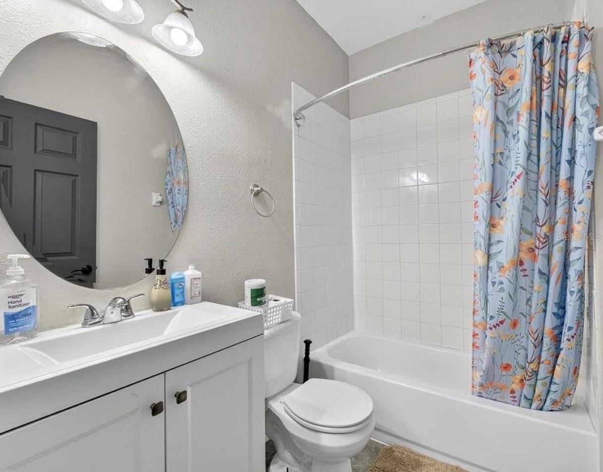 Image 18 of 41 For 11414 Bridge Pine Drive