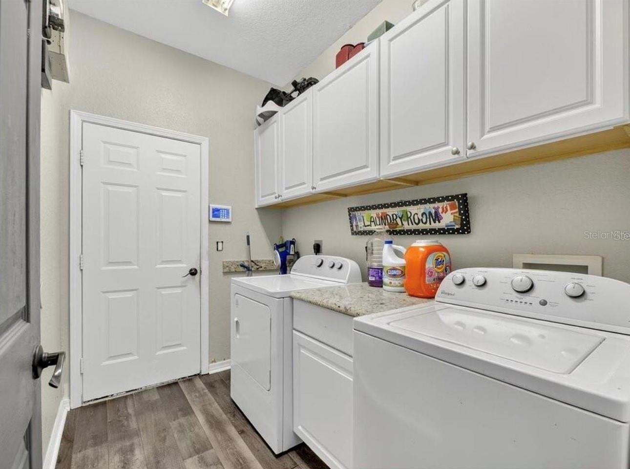 Image 19 of 41 For 11414 Bridge Pine Drive