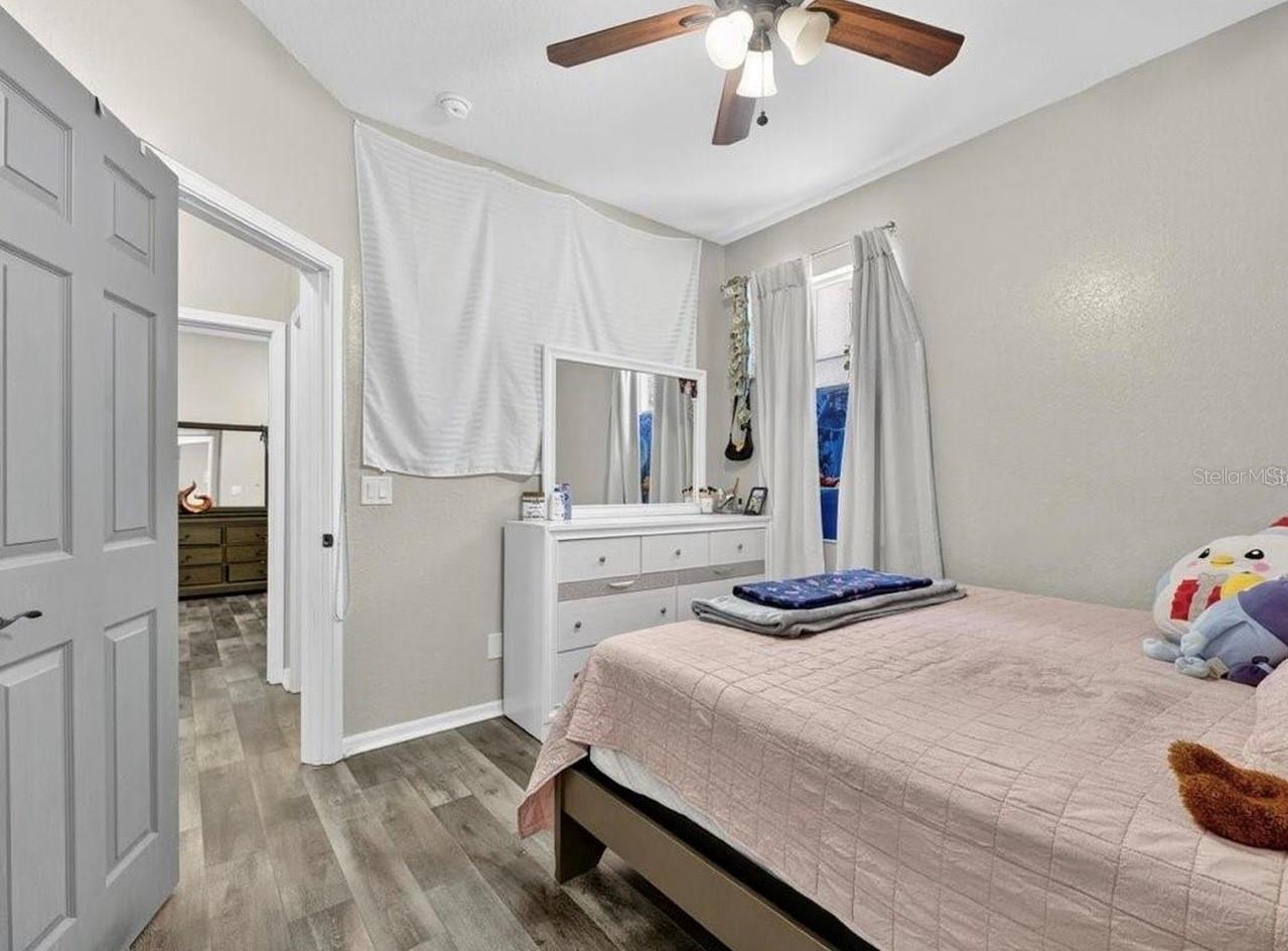 Image 21 of 41 For 11414 Bridge Pine Drive