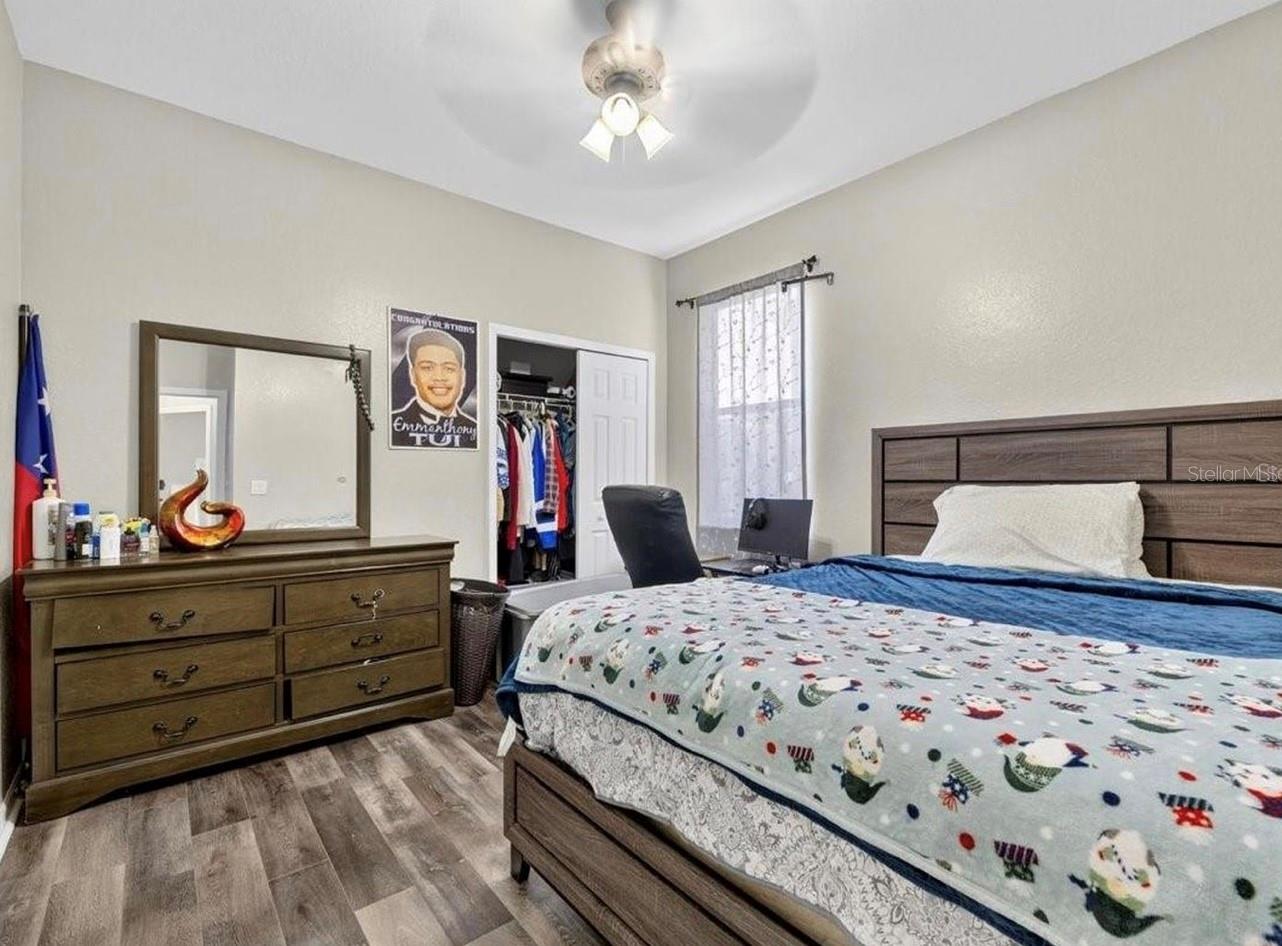 Image 22 of 41 For 11414 Bridge Pine Drive