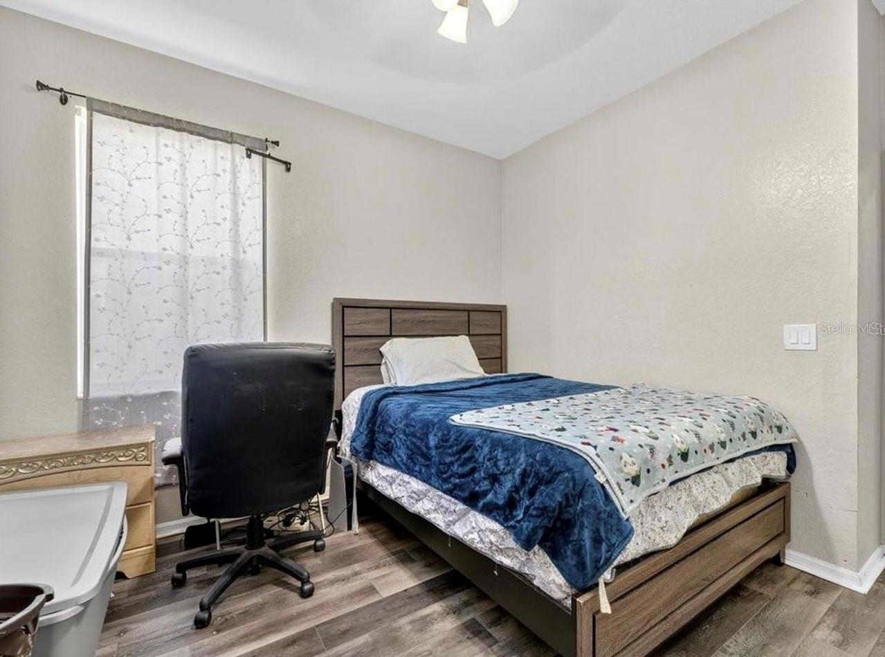 Image 23 of 41 For 11414 Bridge Pine Drive