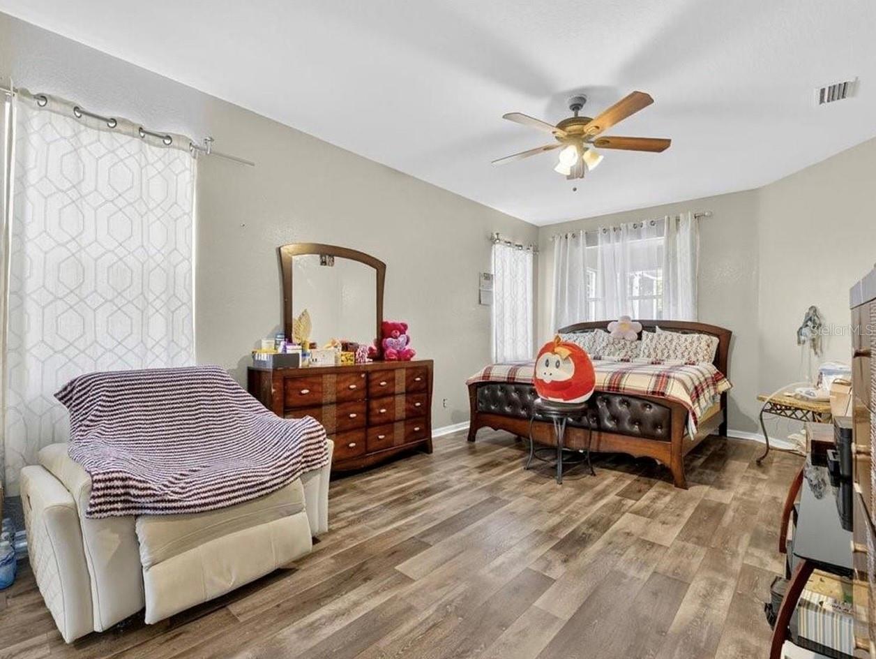 Image 24 of 41 For 11414 Bridge Pine Drive