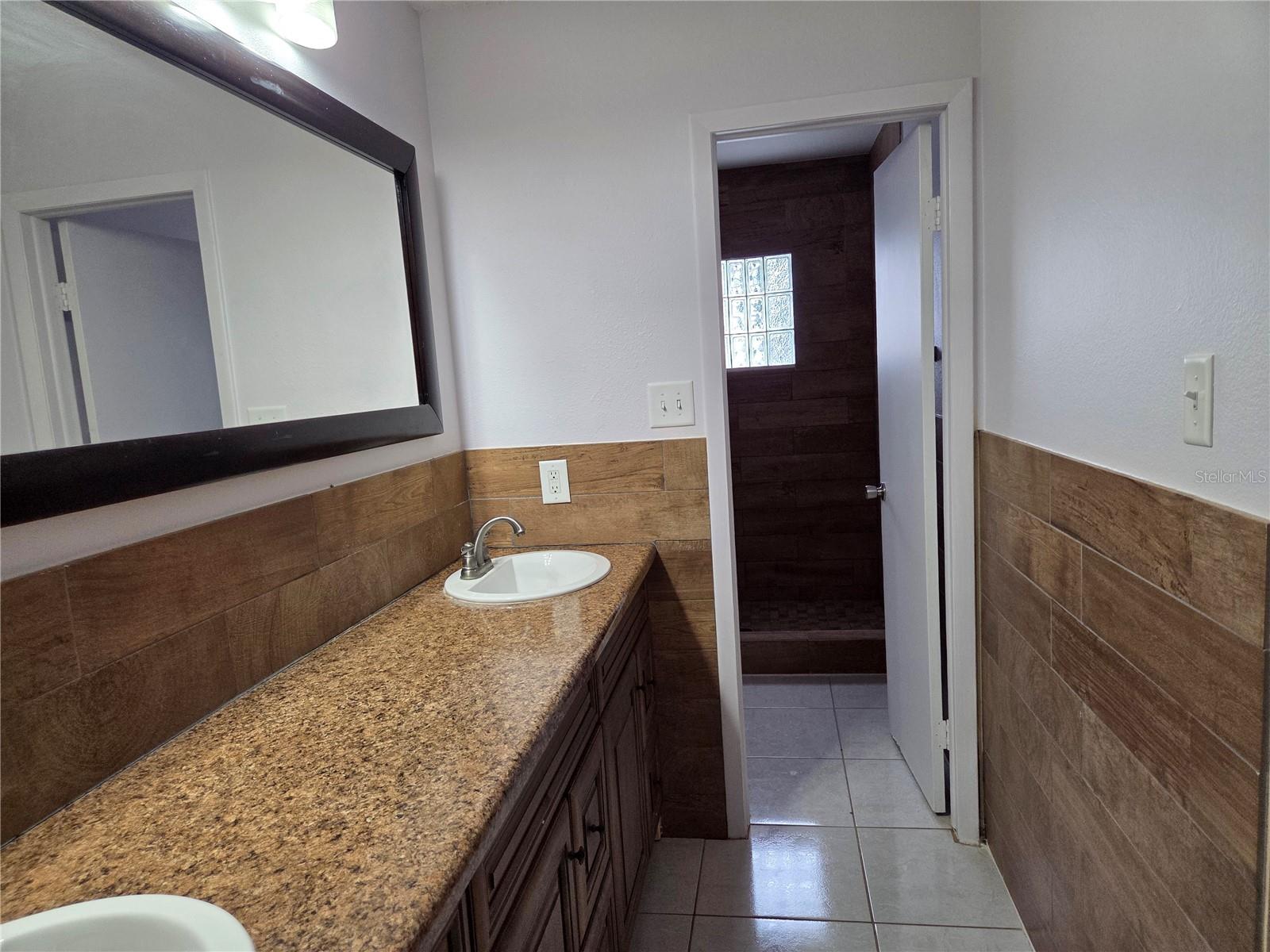 Image 11 of 19 For 24914 Silversmith Drive