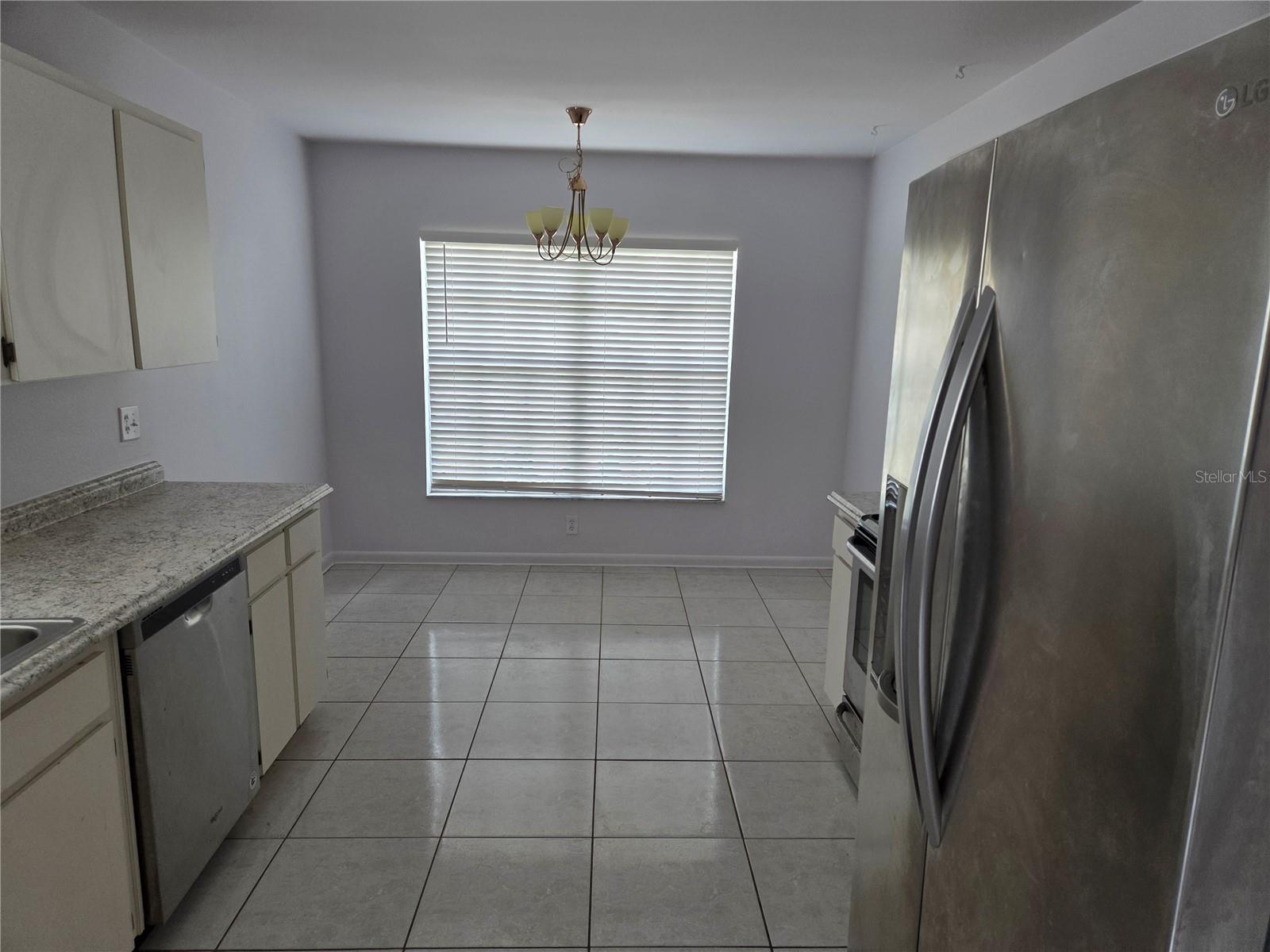 Image 3 of 19 For 24914 Silversmith Drive