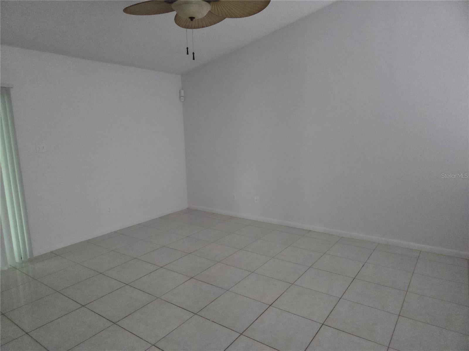 Image 6 of 19 For 24914 Silversmith Drive